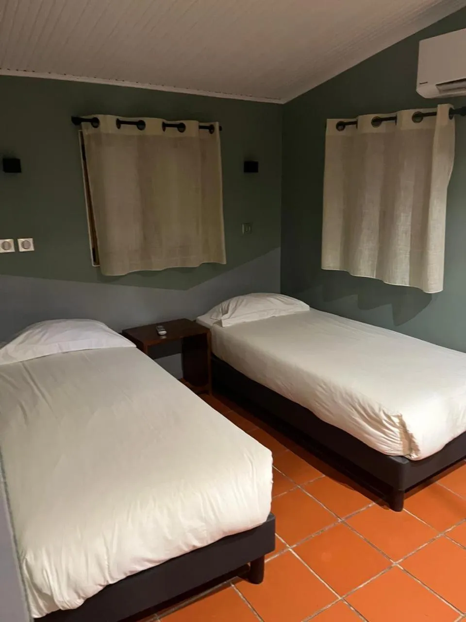 Bed in Eclipse Belle Etoile Appart'hôtel