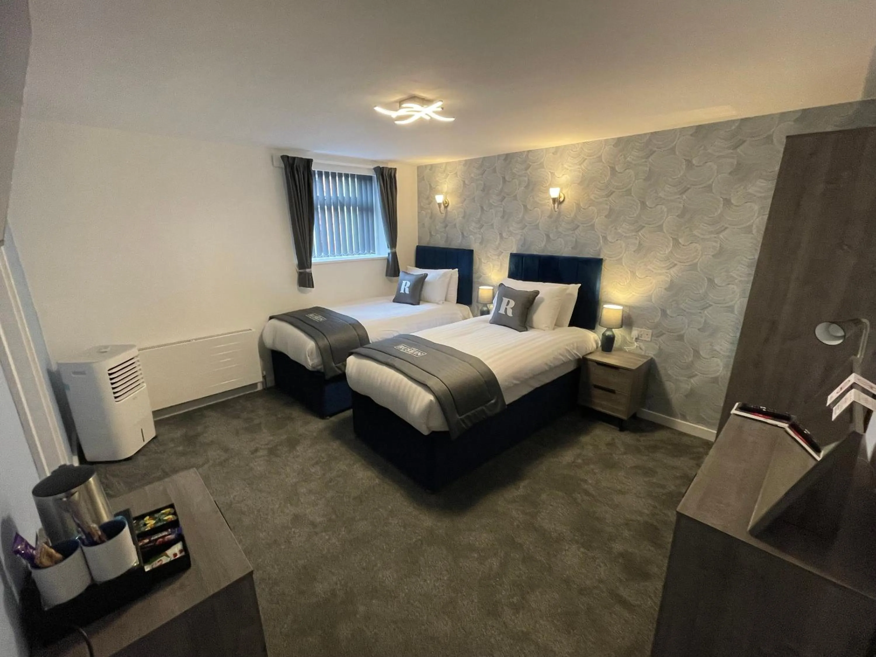 Bedroom, Bed in Ruskin Hotel