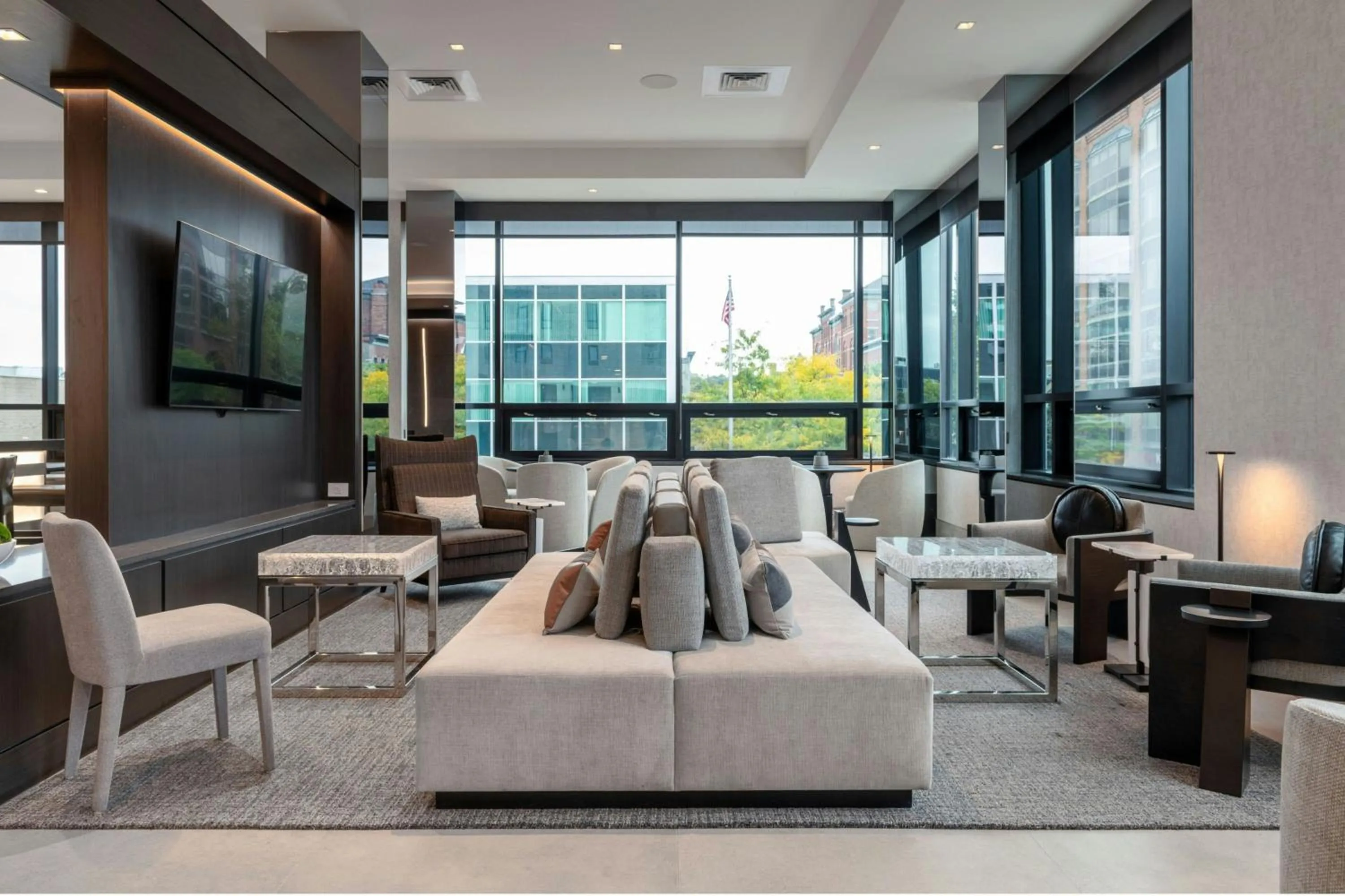 Lounge or bar in AC Hotel Burlington