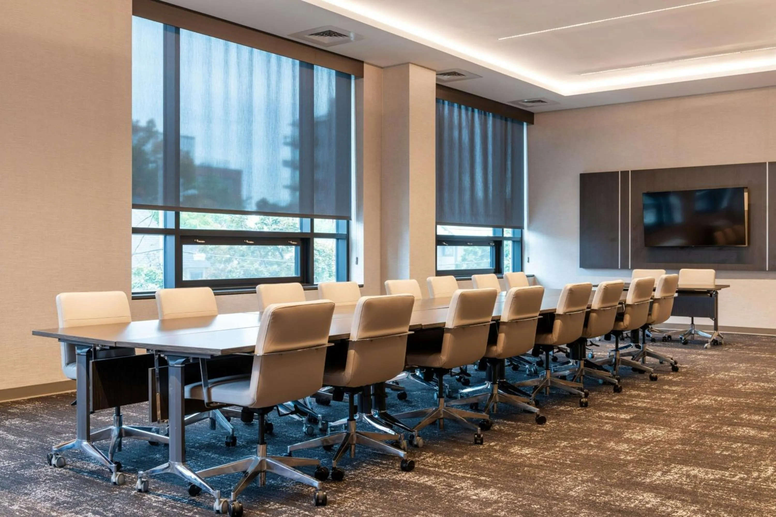 Meeting/conference room in AC Hotel Burlington