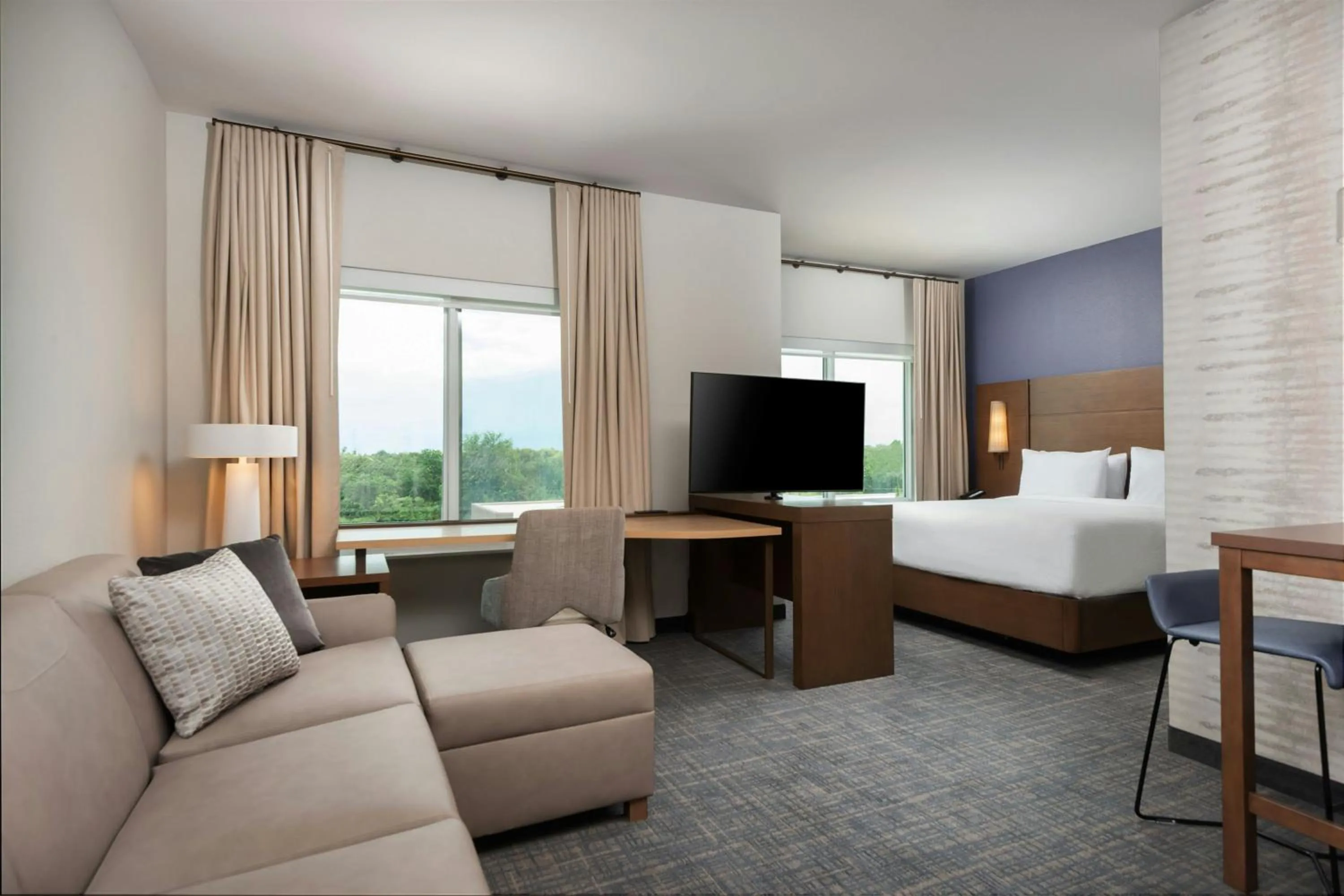 Photo of the whole room, Bed in Residence Inn Pearland