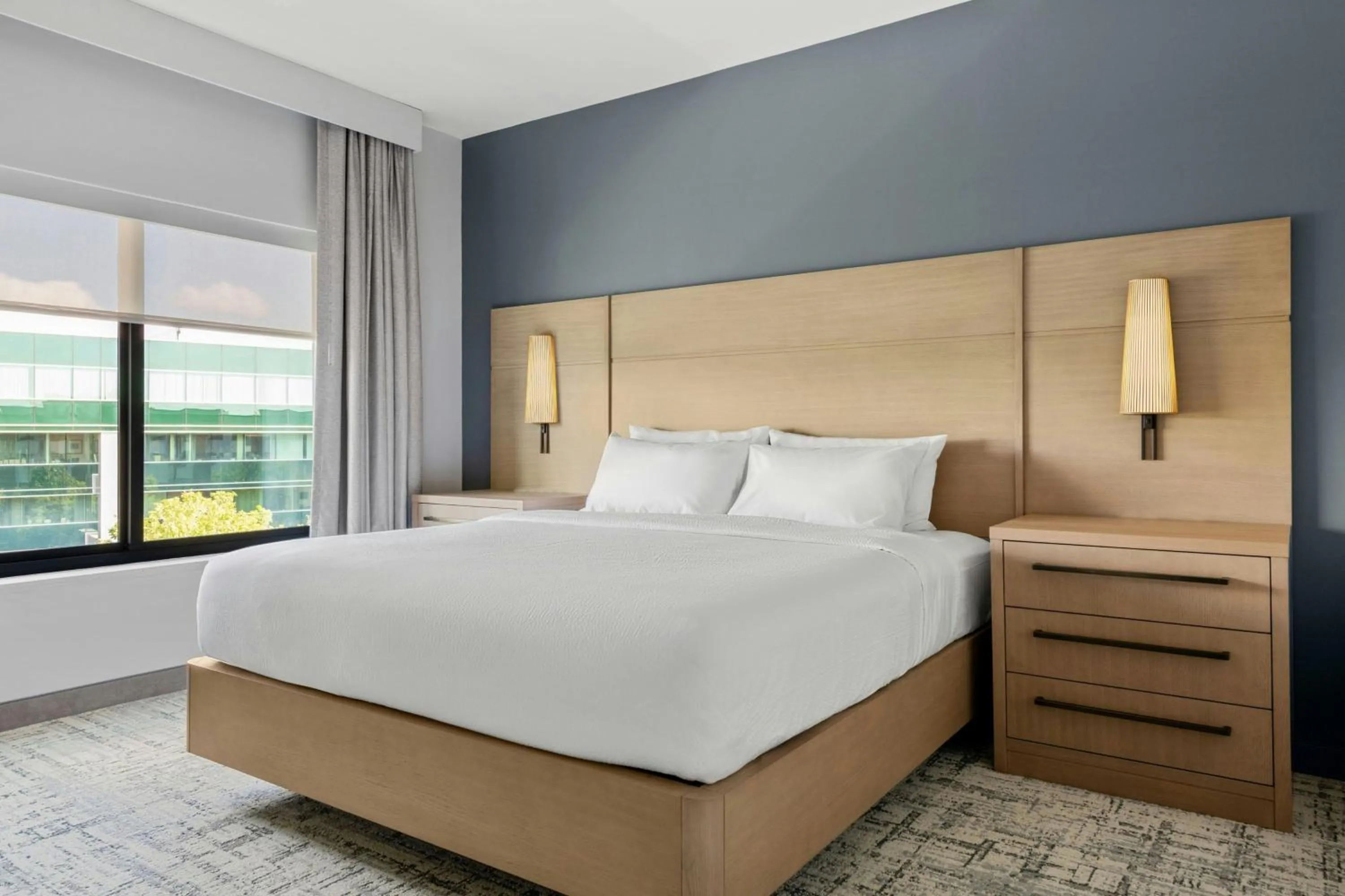 Bedroom, Bed in Residence Inn by Marriott Melville