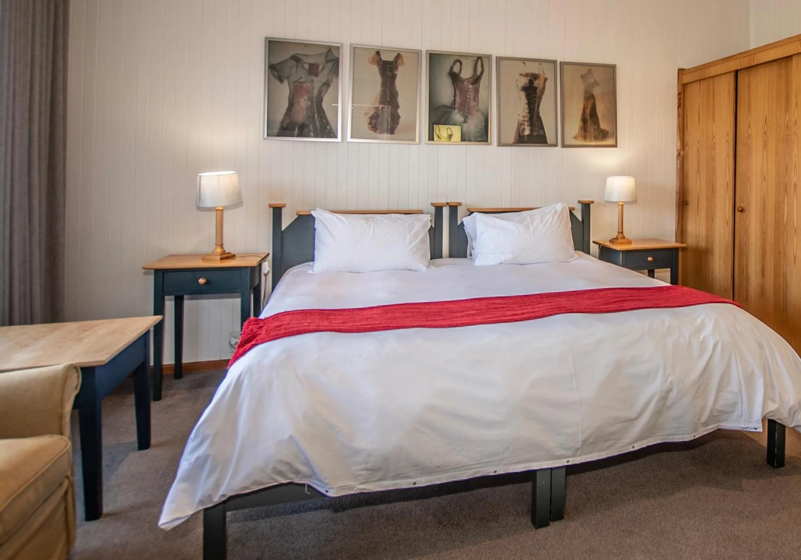 Bedroom, Bed in Graskop Hotel