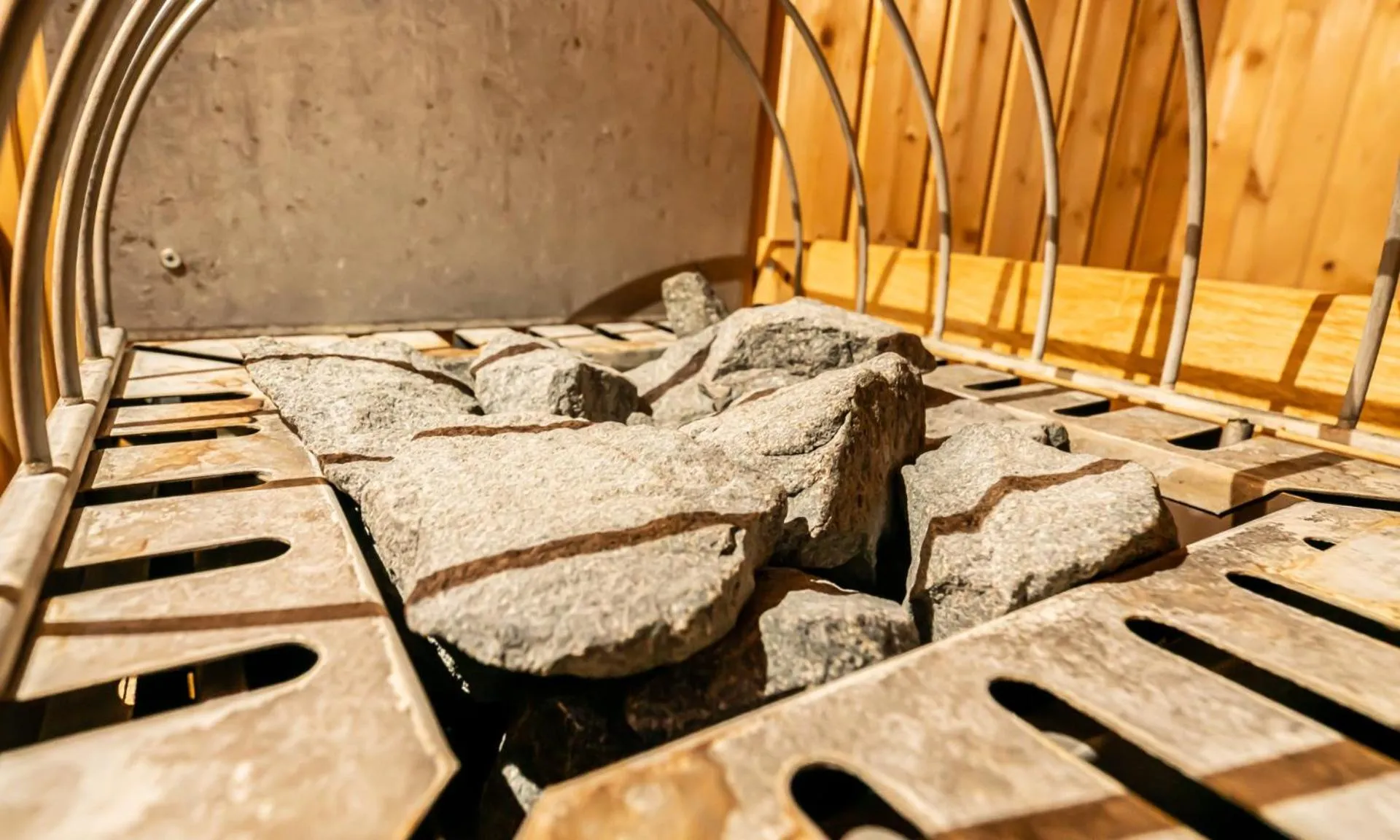 Sauna, Bed in Hotel Pinzgauerhof by Alpeffect Hotels