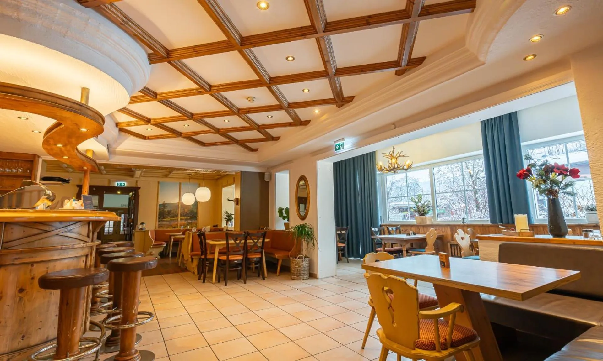 Restaurant/places to eat in Hotel Pinzgauerhof by Alpeffect Hotels