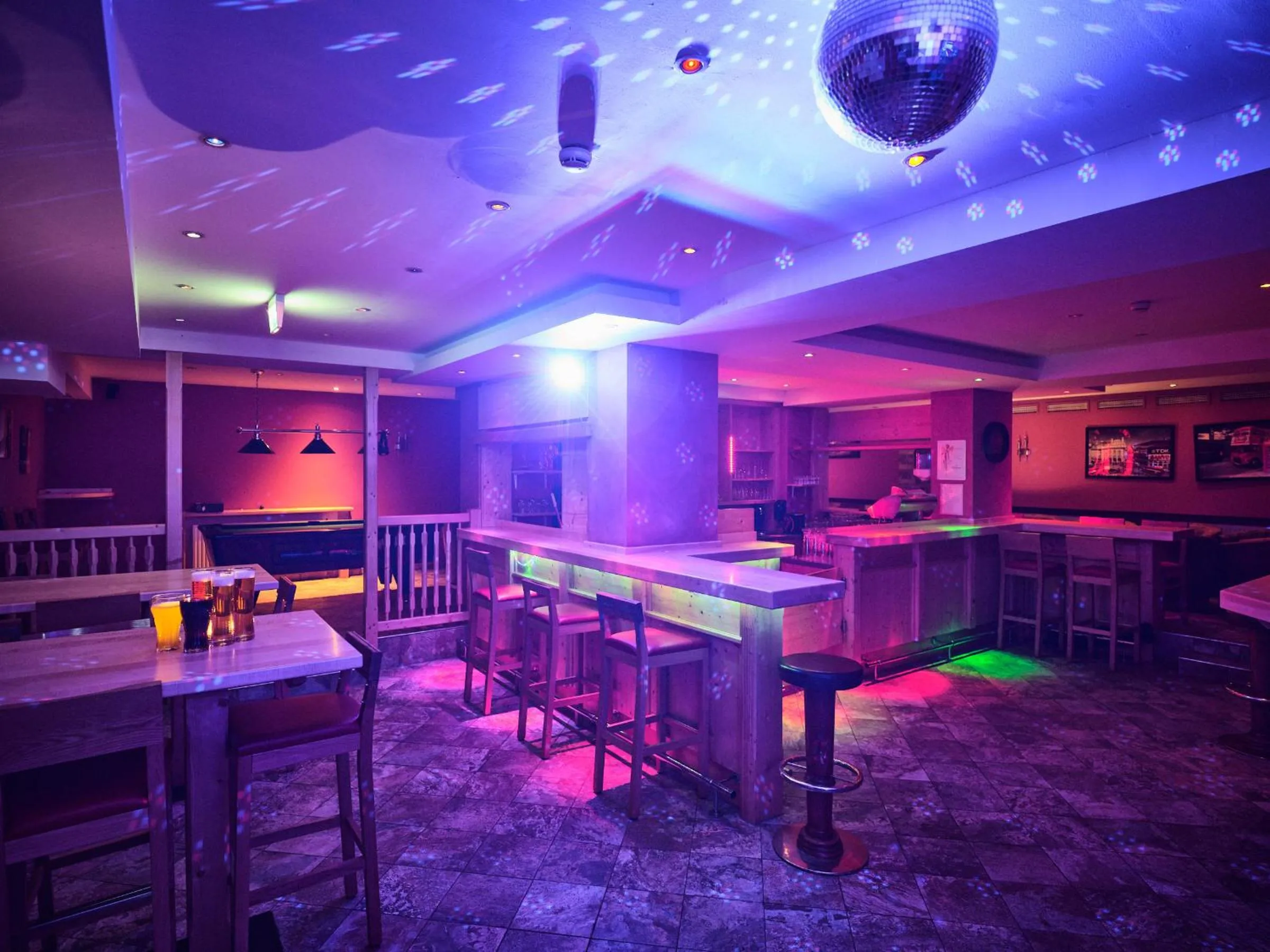 Lounge or bar in Hotel Pinzgauerhof by Alpeffect Hotels