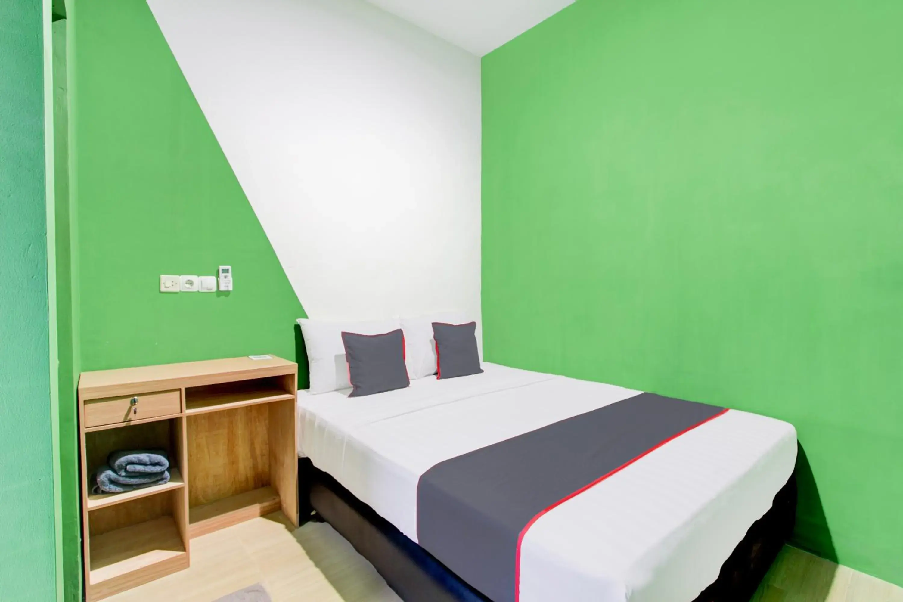 Standard Double Room in Hotel O Yogyakarta near Jalan Malioboro formerly Malio Inn Standard Double Room in Hotel O Yogyakarta near Jalan Malioboro formerly Malio Inn