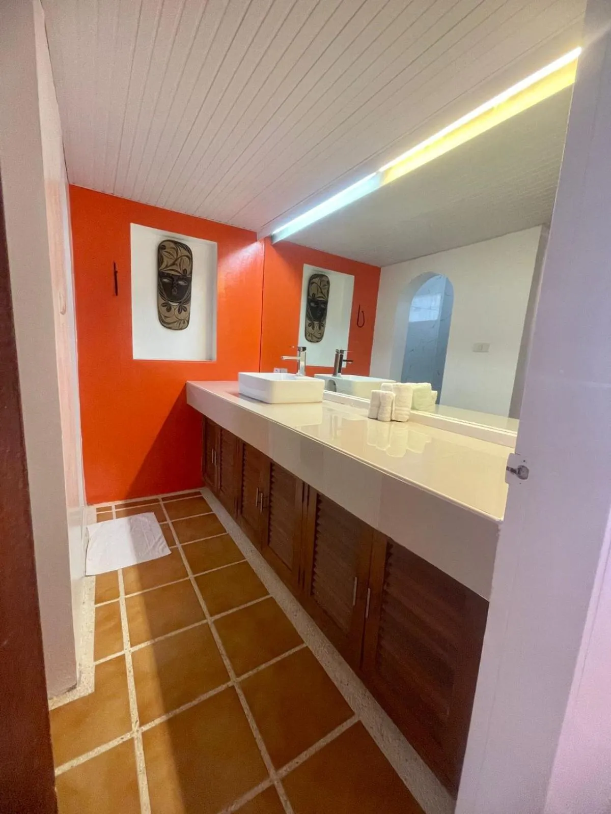 Bedroom in Calypso Beach and Dive Resort