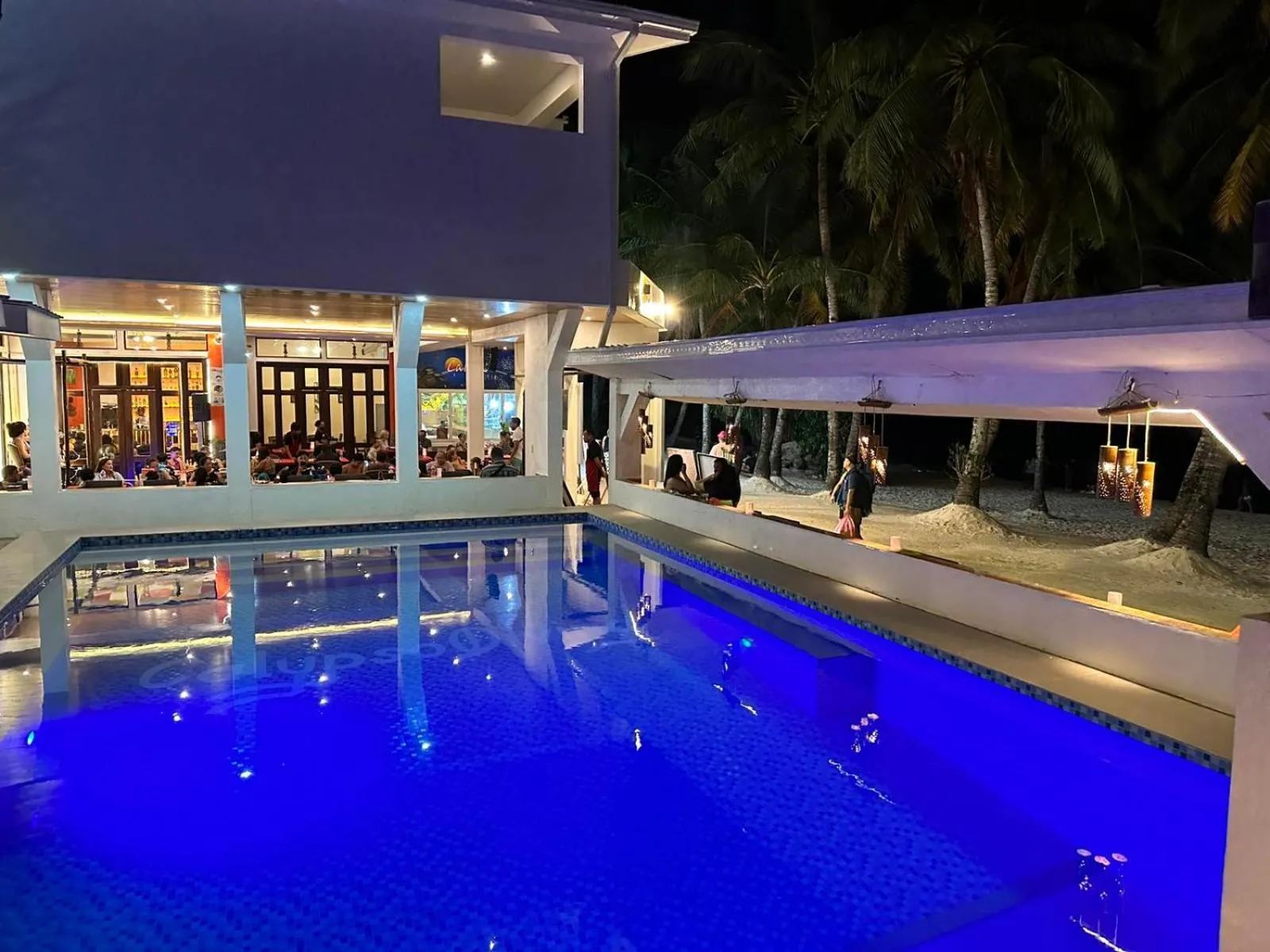 Restaurant/places to eat in Calypso Beach and Dive Resort