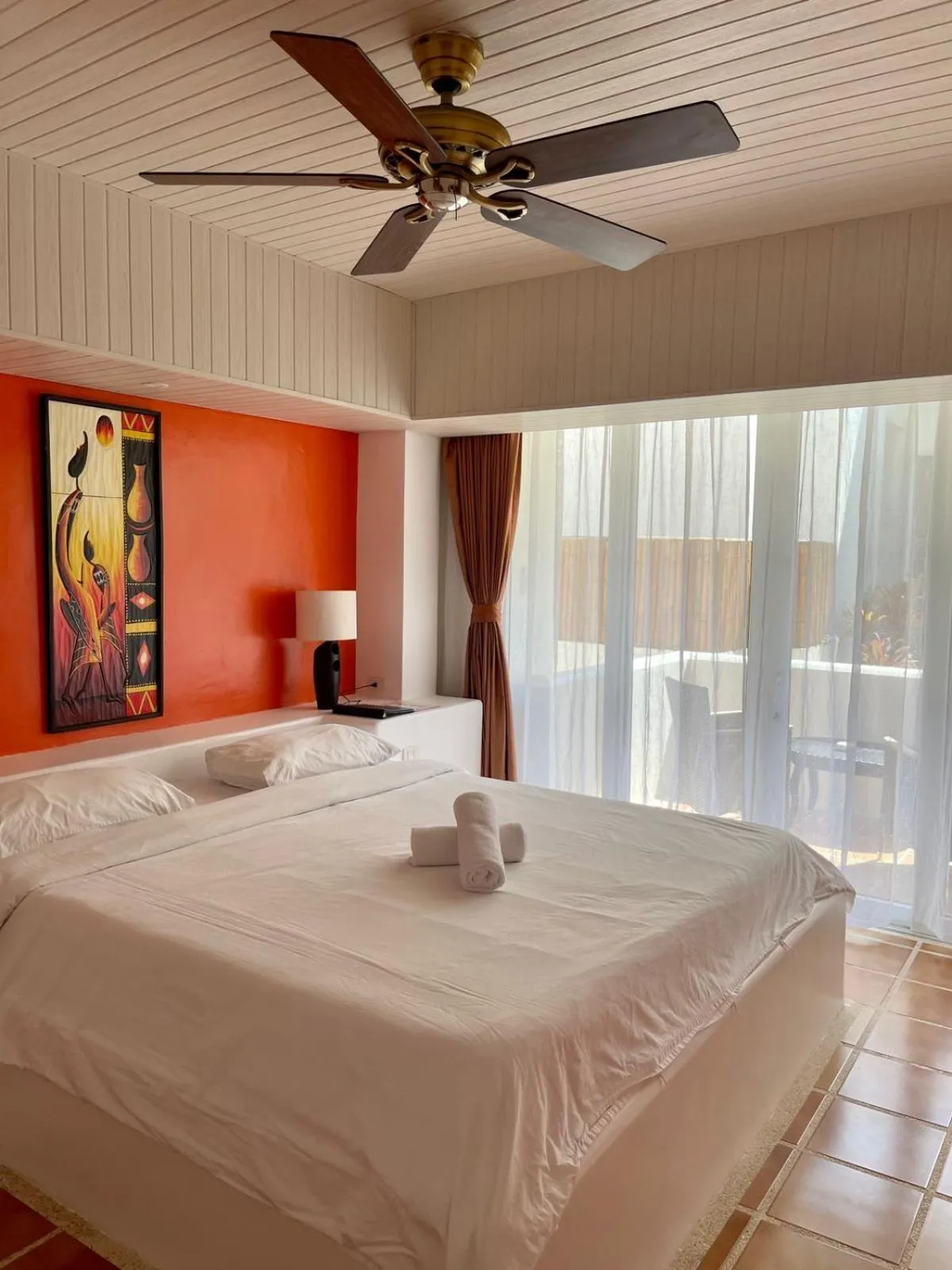 Bedroom, Bed in Calypso Beach and Dive Resort