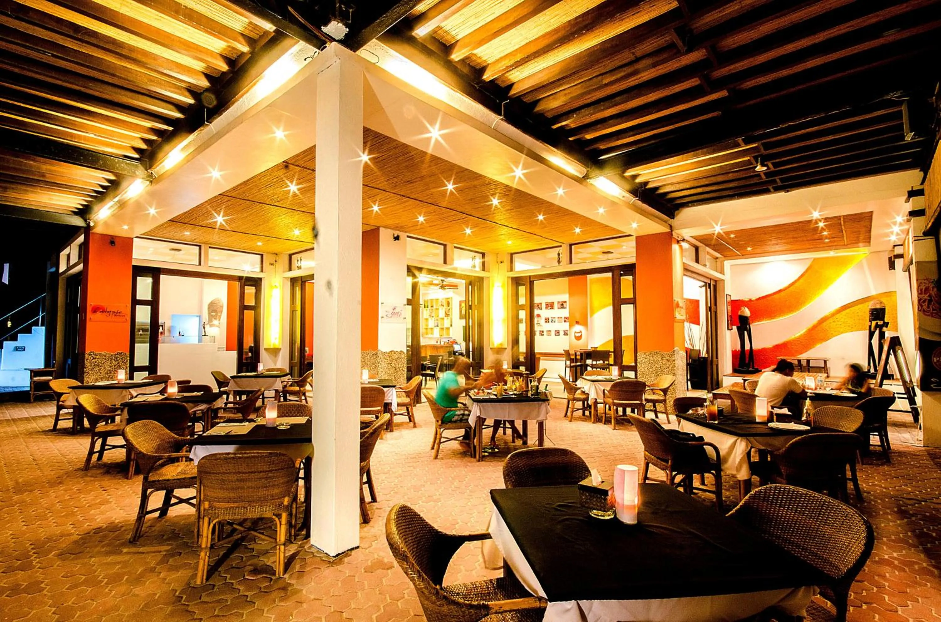 Restaurant/places to eat in Calypso Beach and Dive Resort