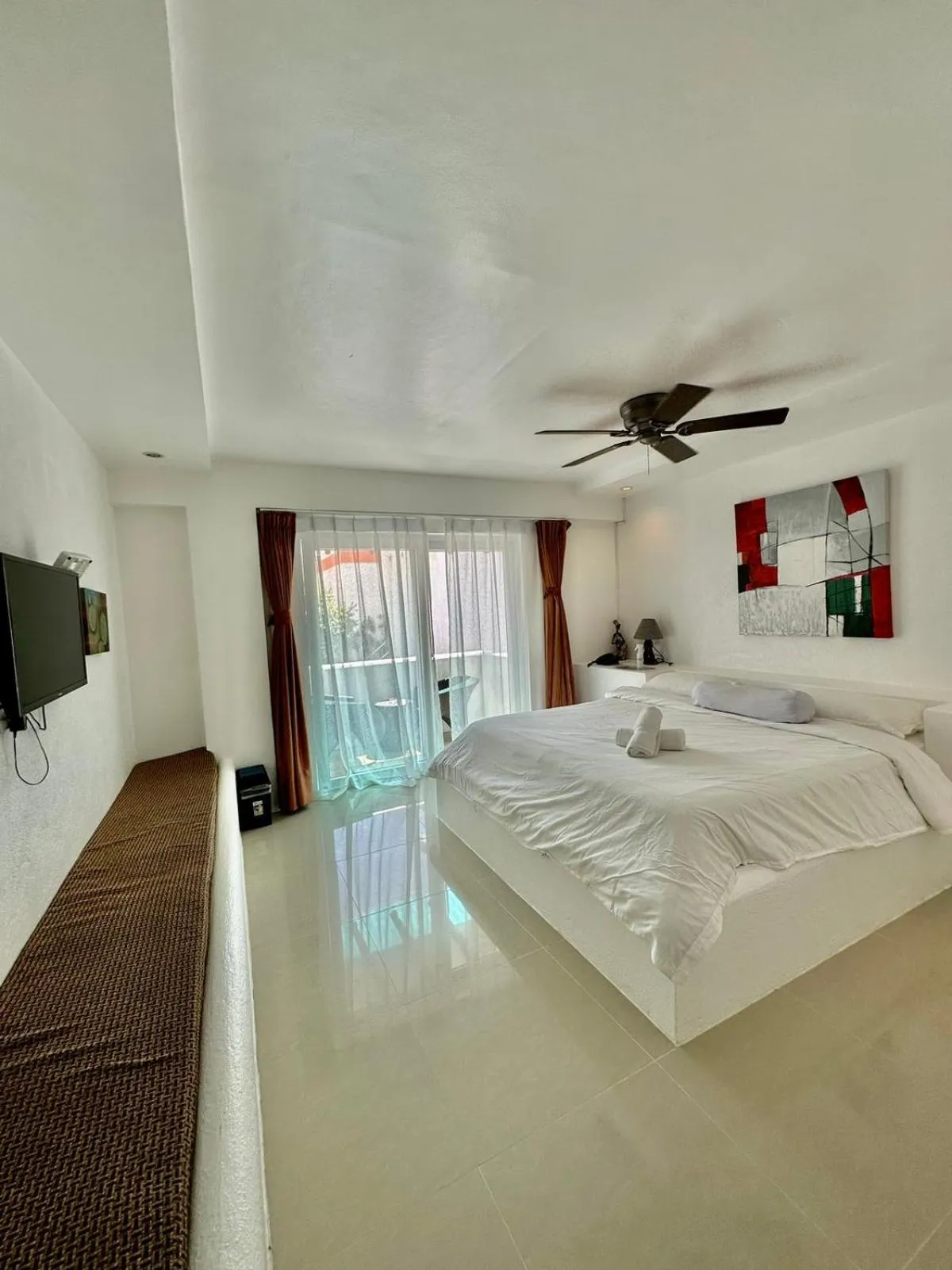 Bedroom, Bed in Calypso Beach and Dive Resort