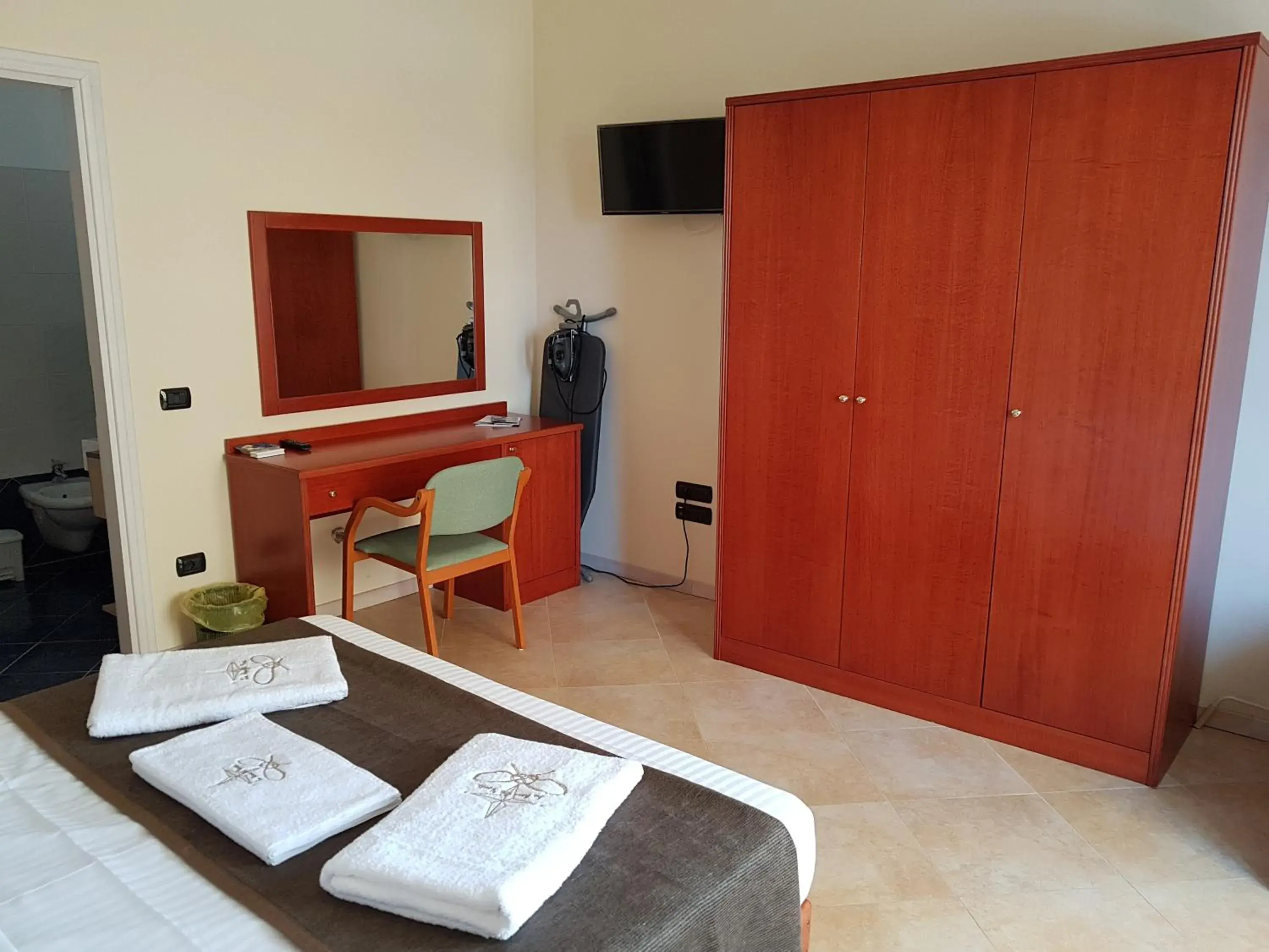 Double Room with Balcony and Sea View - single occupancy in La Rosa dei Venti Double Room with Balcony and Sea View - single occupancy in La Rosa dei Venti