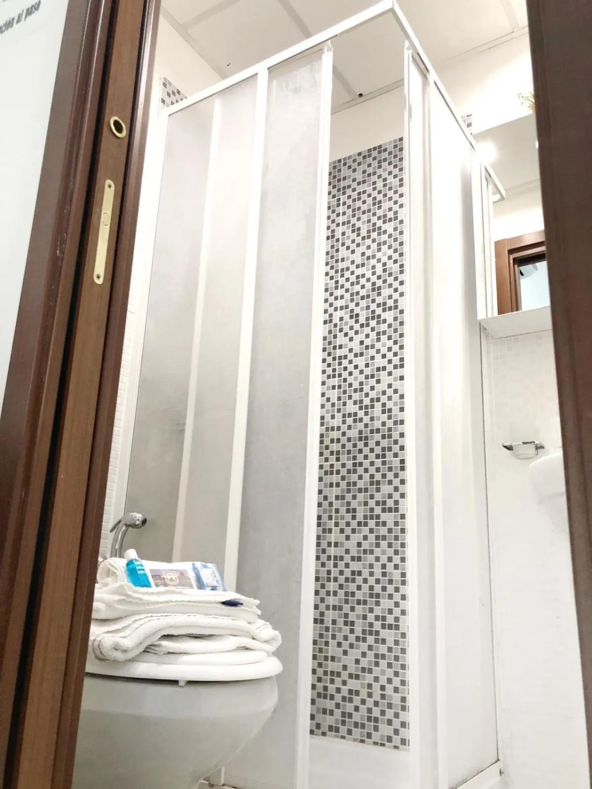 Bathroom in Grandis Rooms