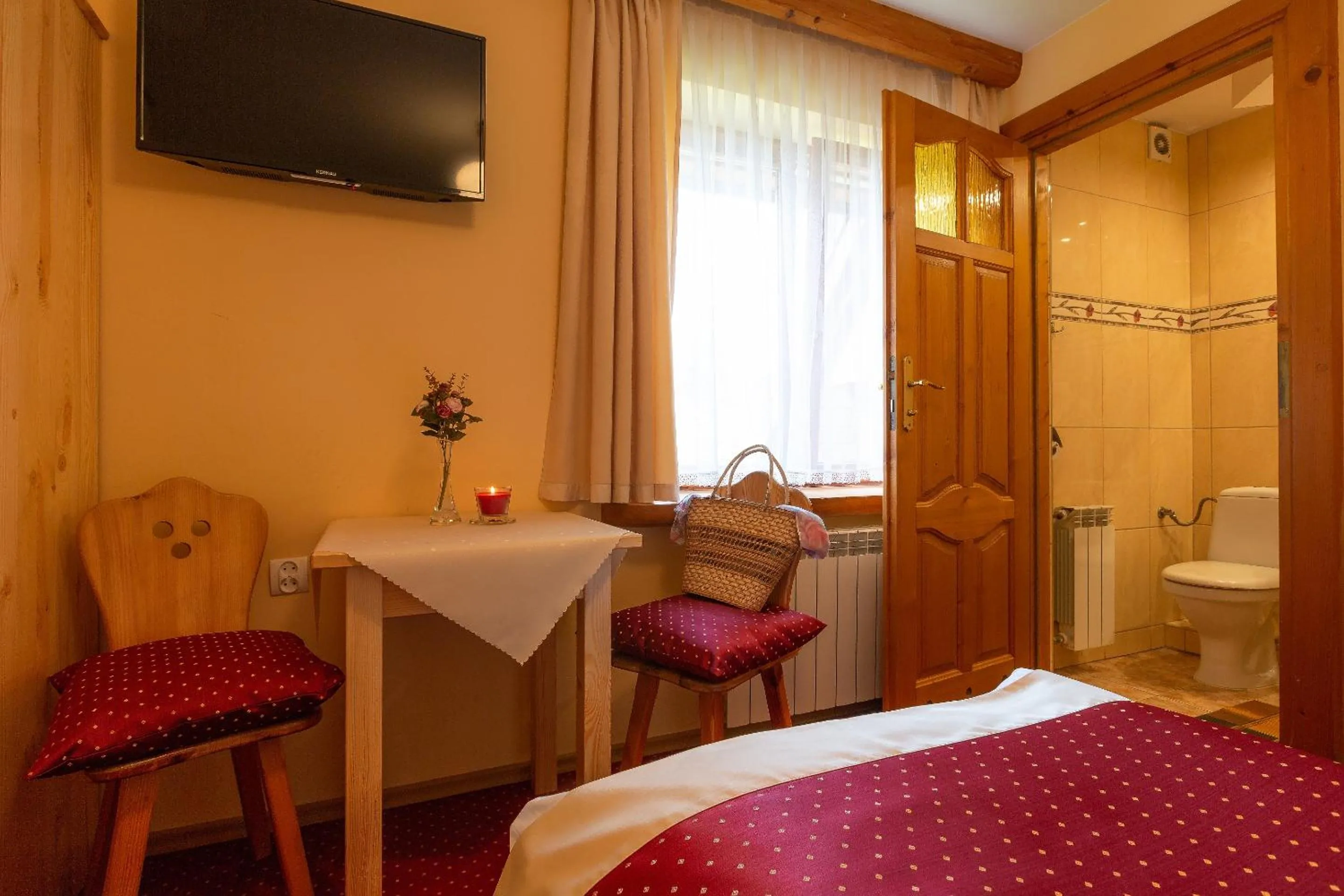 Photo of the whole room, Bed in Willa Świdrówka