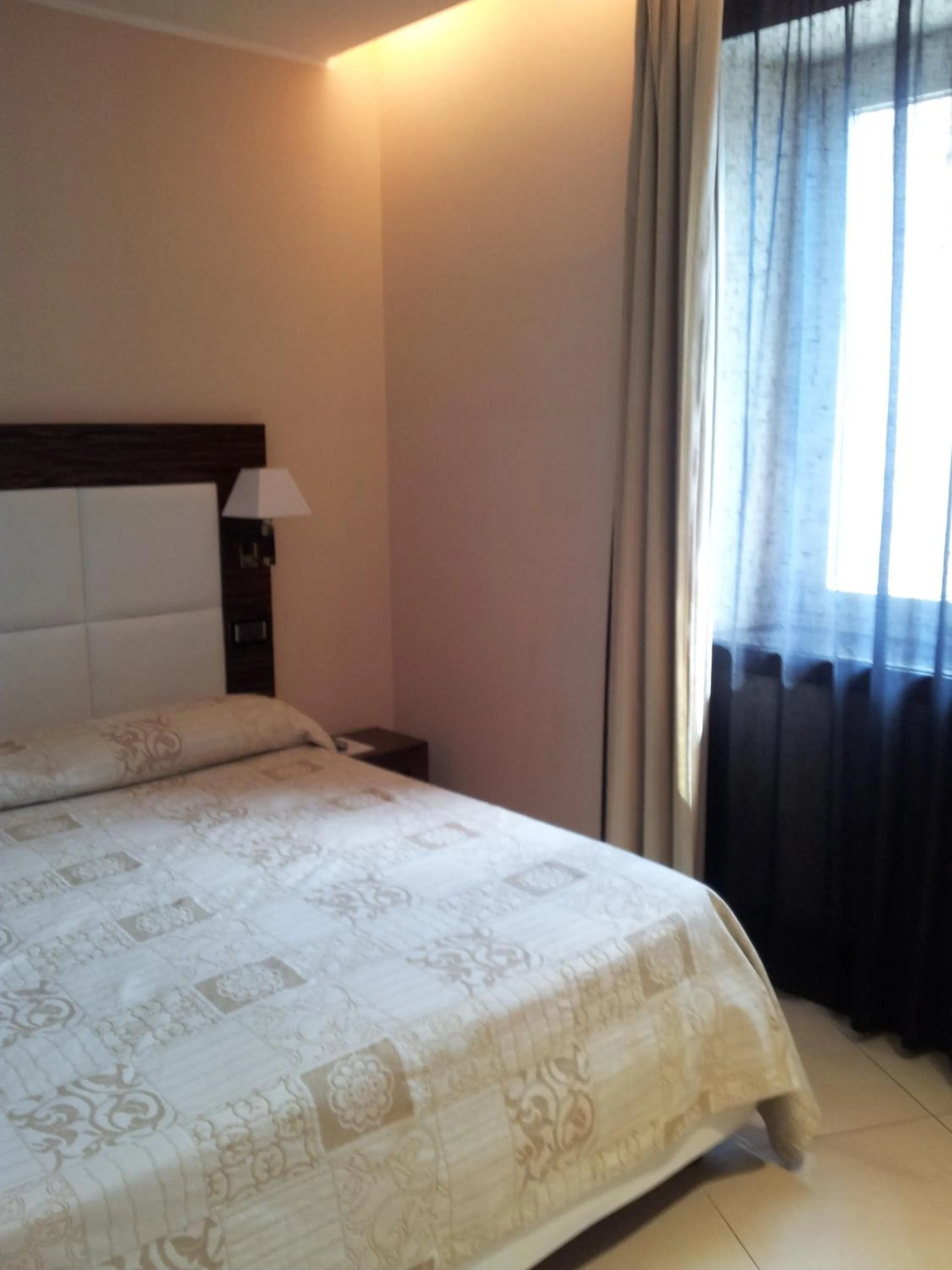 Bed in Hotel Excelsior