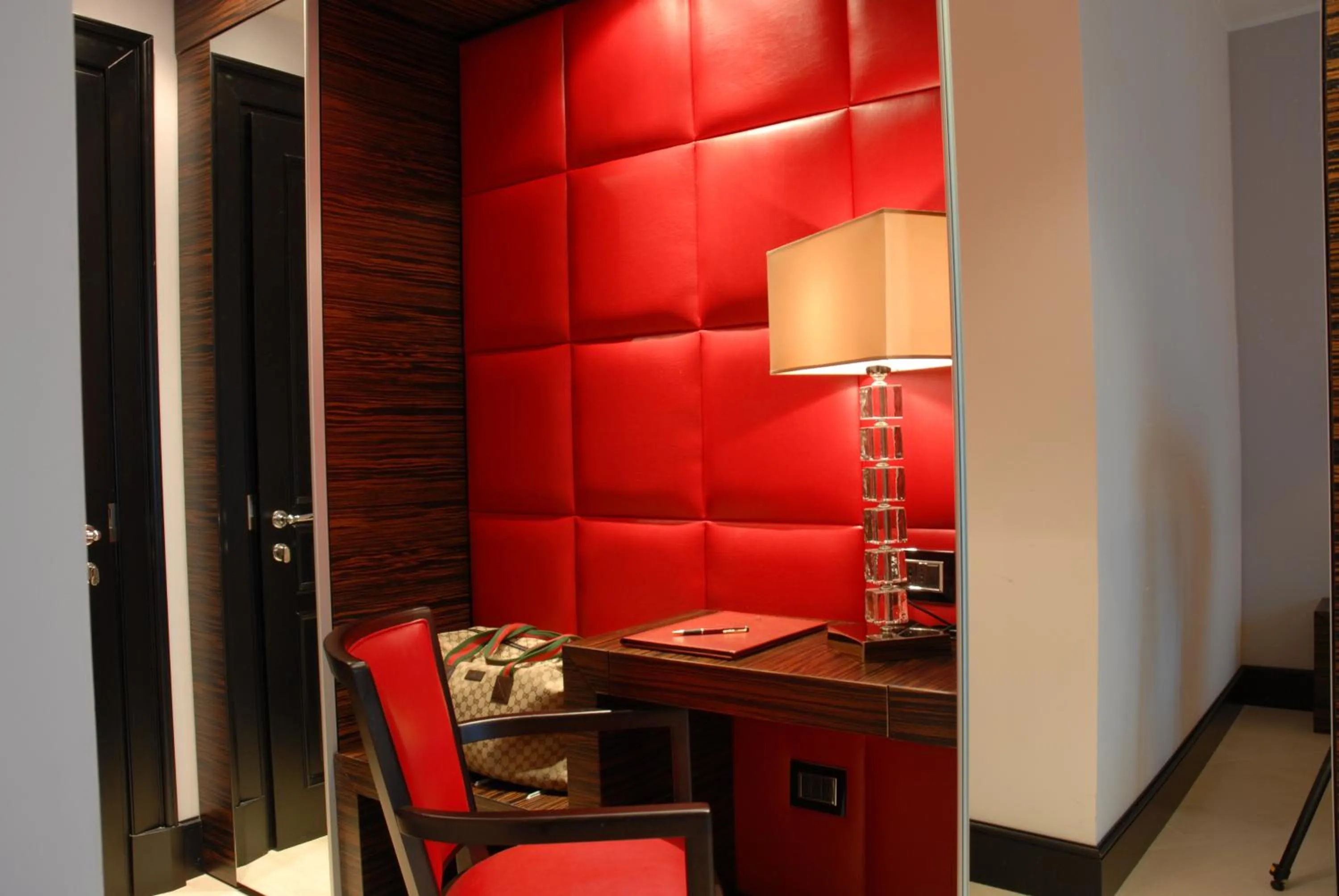 Decorative detail in Hotel Excelsior