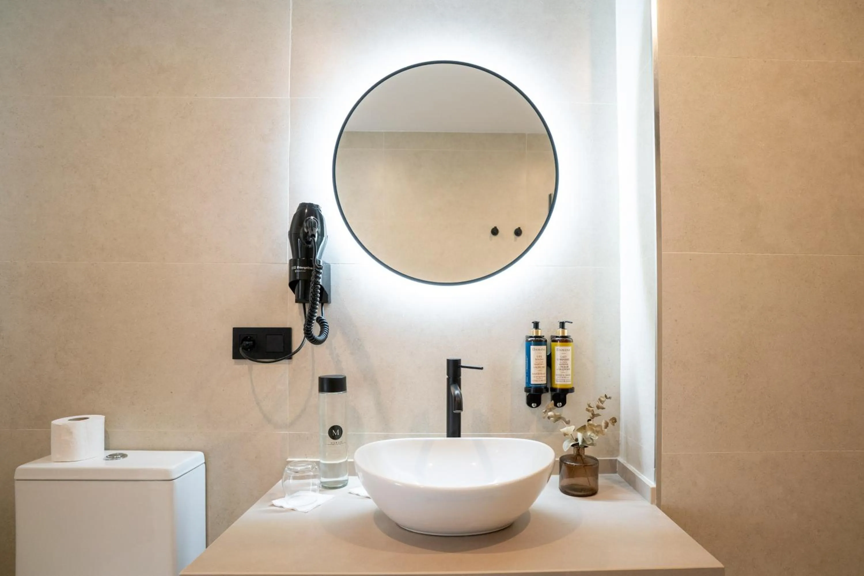 Toilet in Hotel Boutique Maram - Adults Only