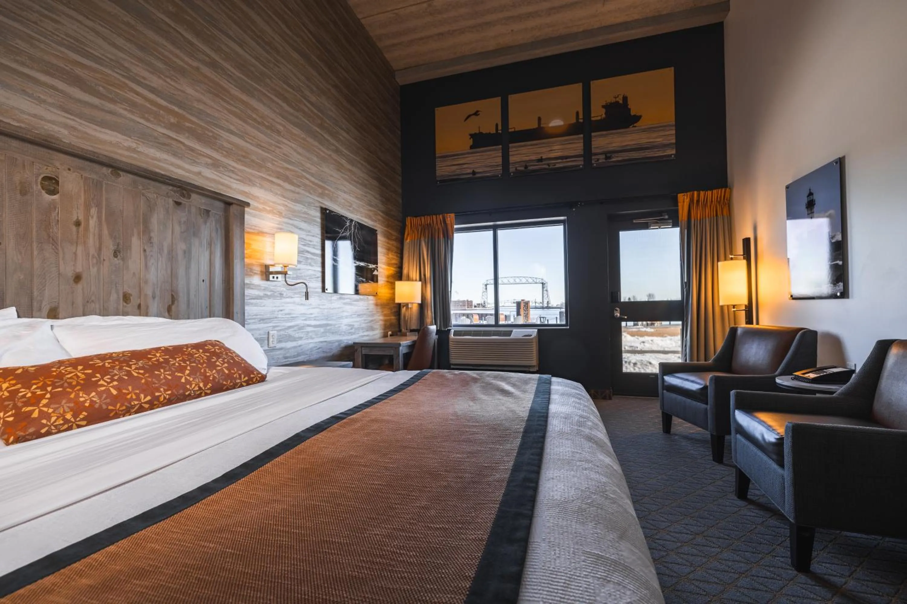 Bed in Pier B Resort