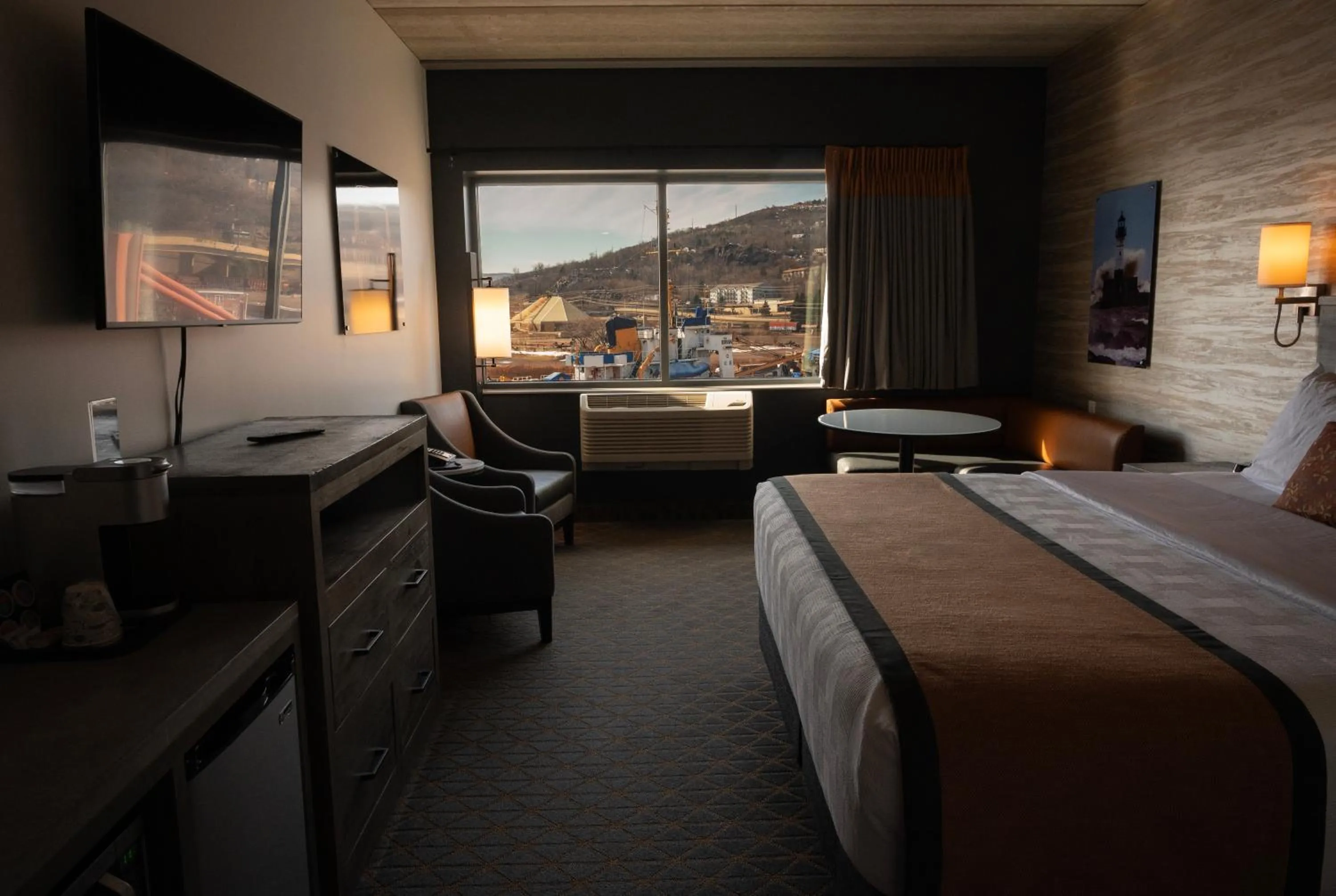 Bed in Pier B Resort