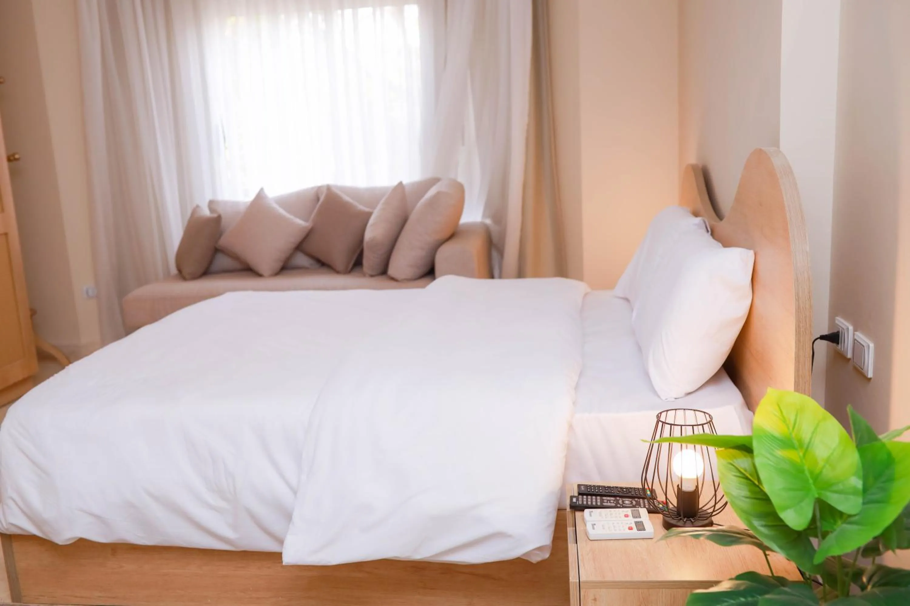 Bedroom, Bed in Settle Inn Al Rehab City B