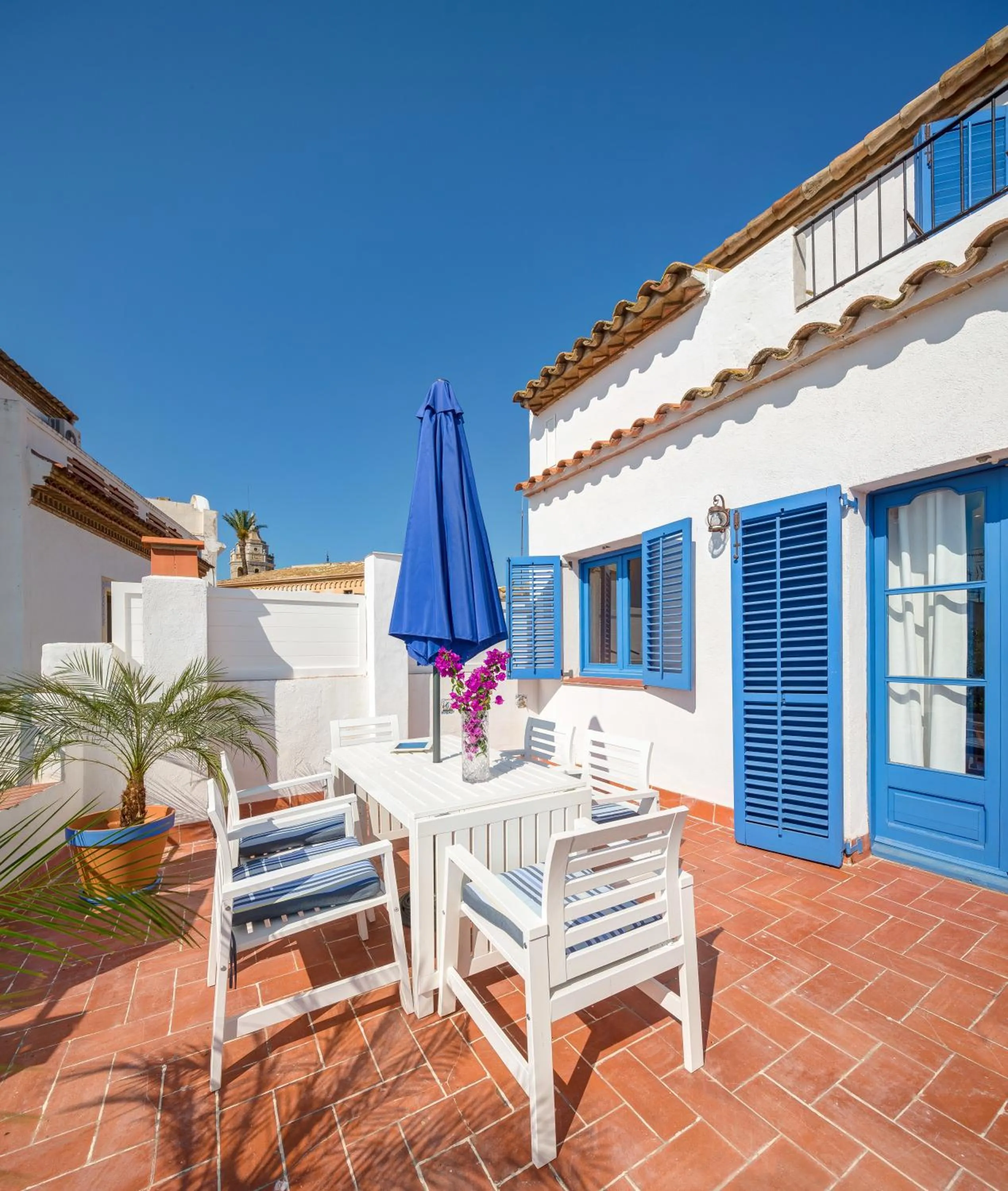 Balcony/Terrace in Blue Home