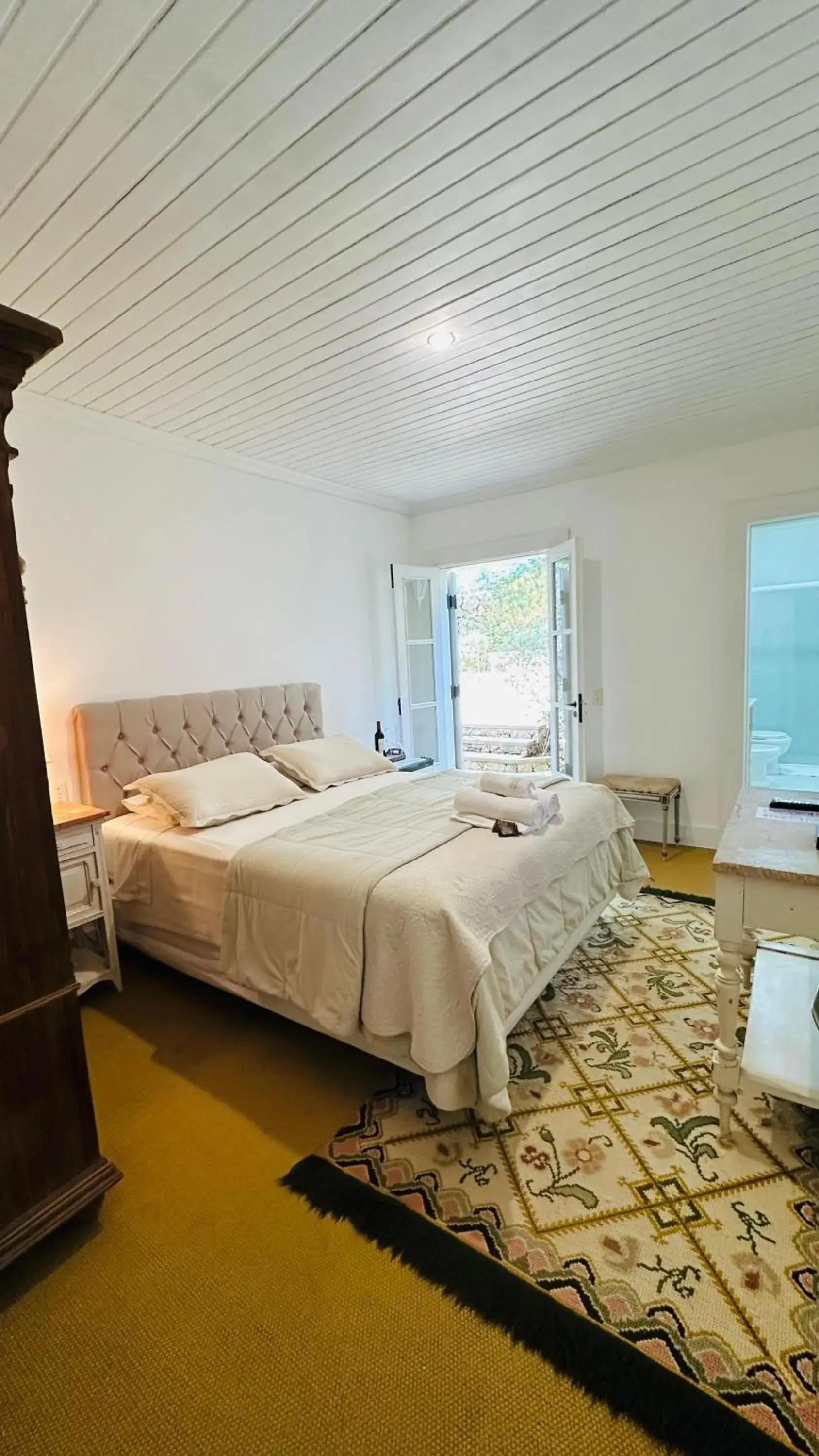 Double Room with Terrace in Villa Coração Guesthouse by Concavus Double Room with Terrace in Villa Coração Guesthouse by Concavus