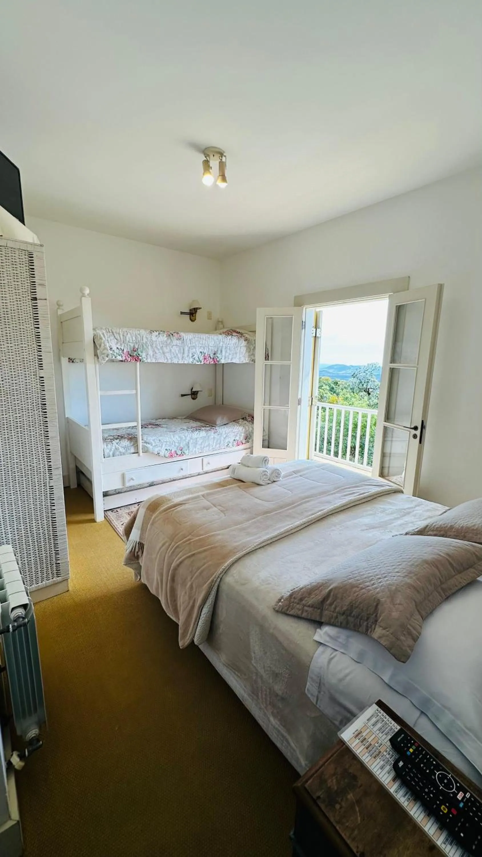 Bed in Villa Coração Guesthouse by Concavus