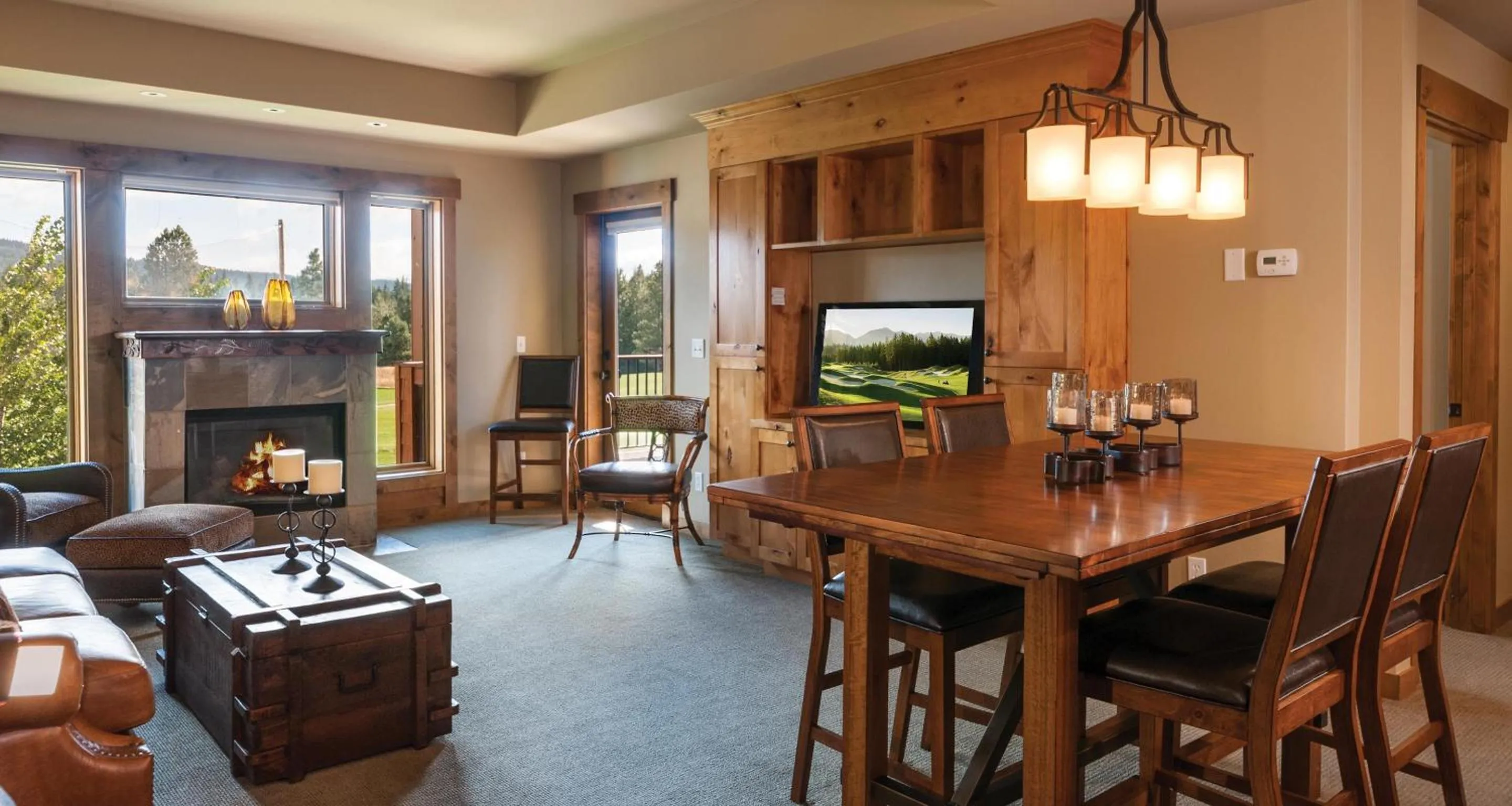 Photo of the whole room in Suncadia Resort