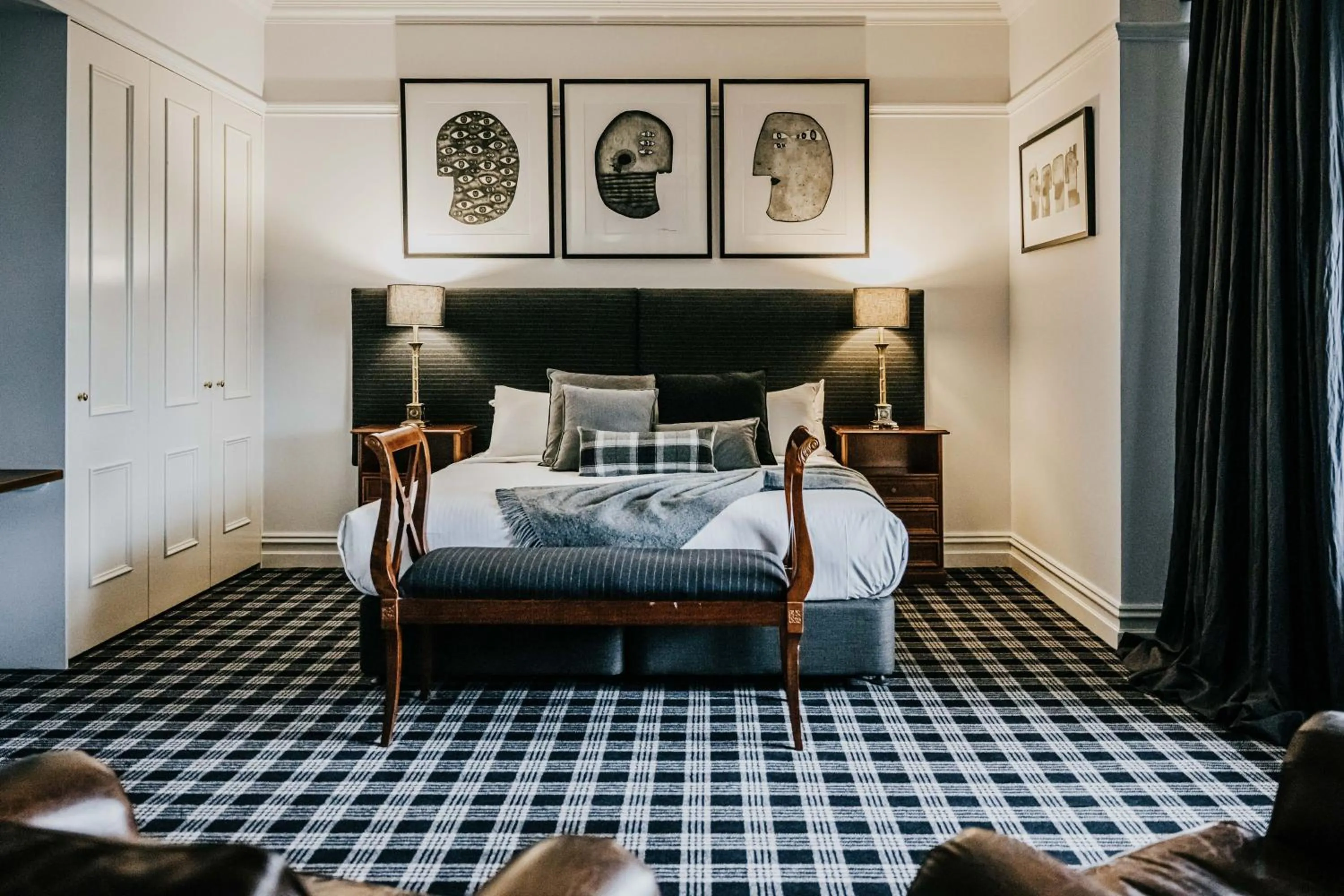 Bed in Hotel Bellinzona Daylesford