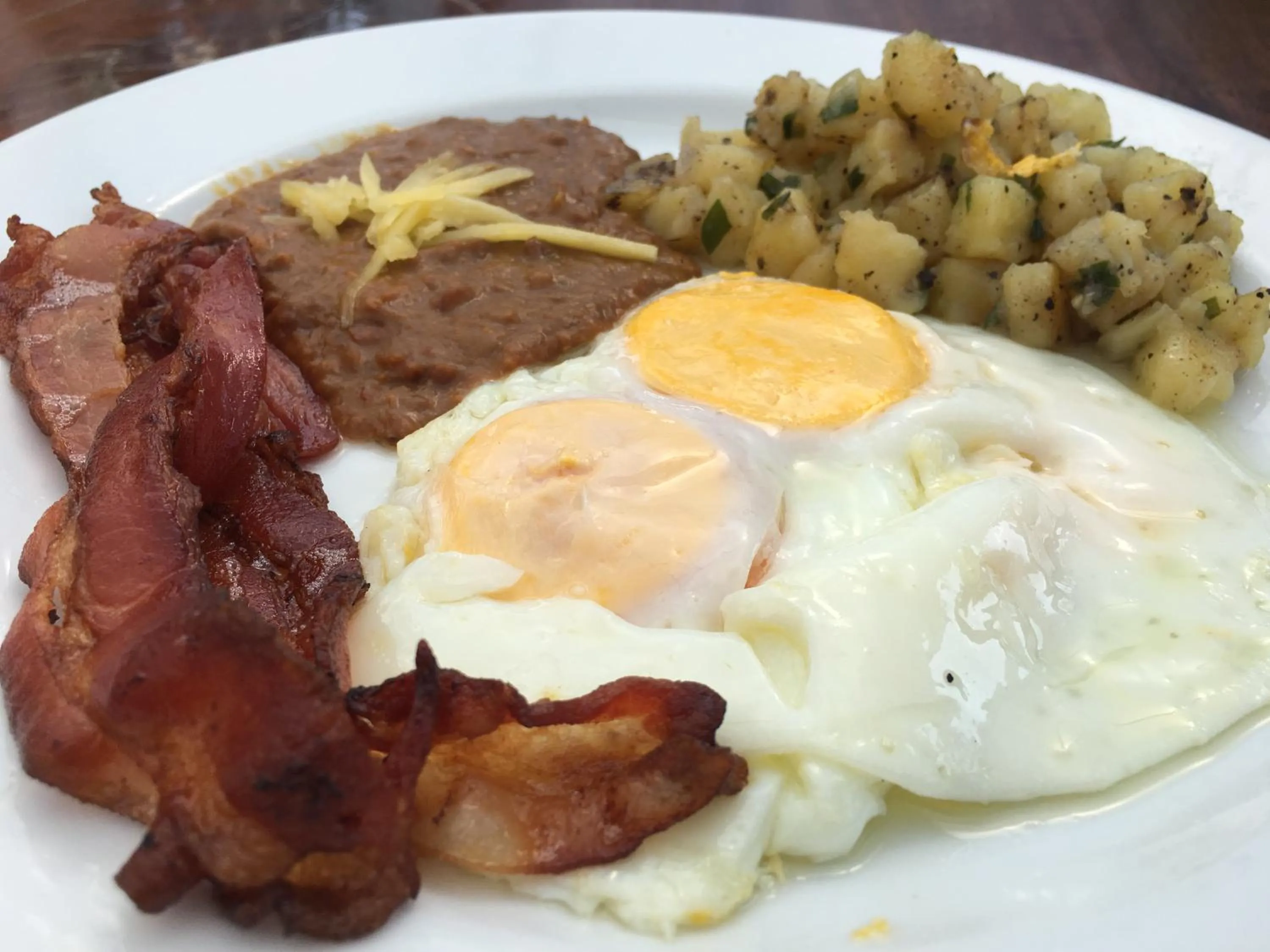 Breakfast in Lanta Castaway Beach Resort