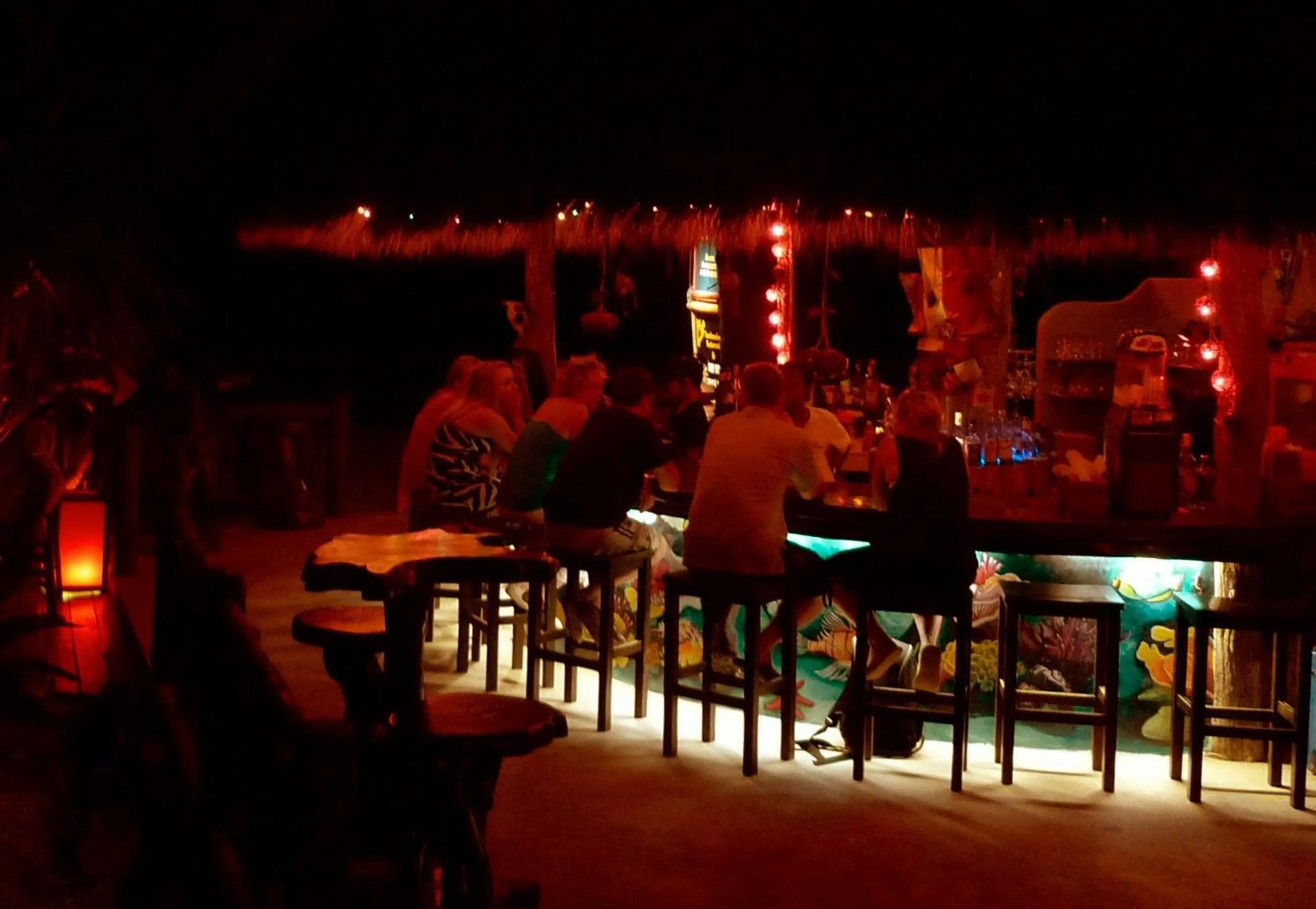 Lounge or bar in Lanta Castaway Beach Resort