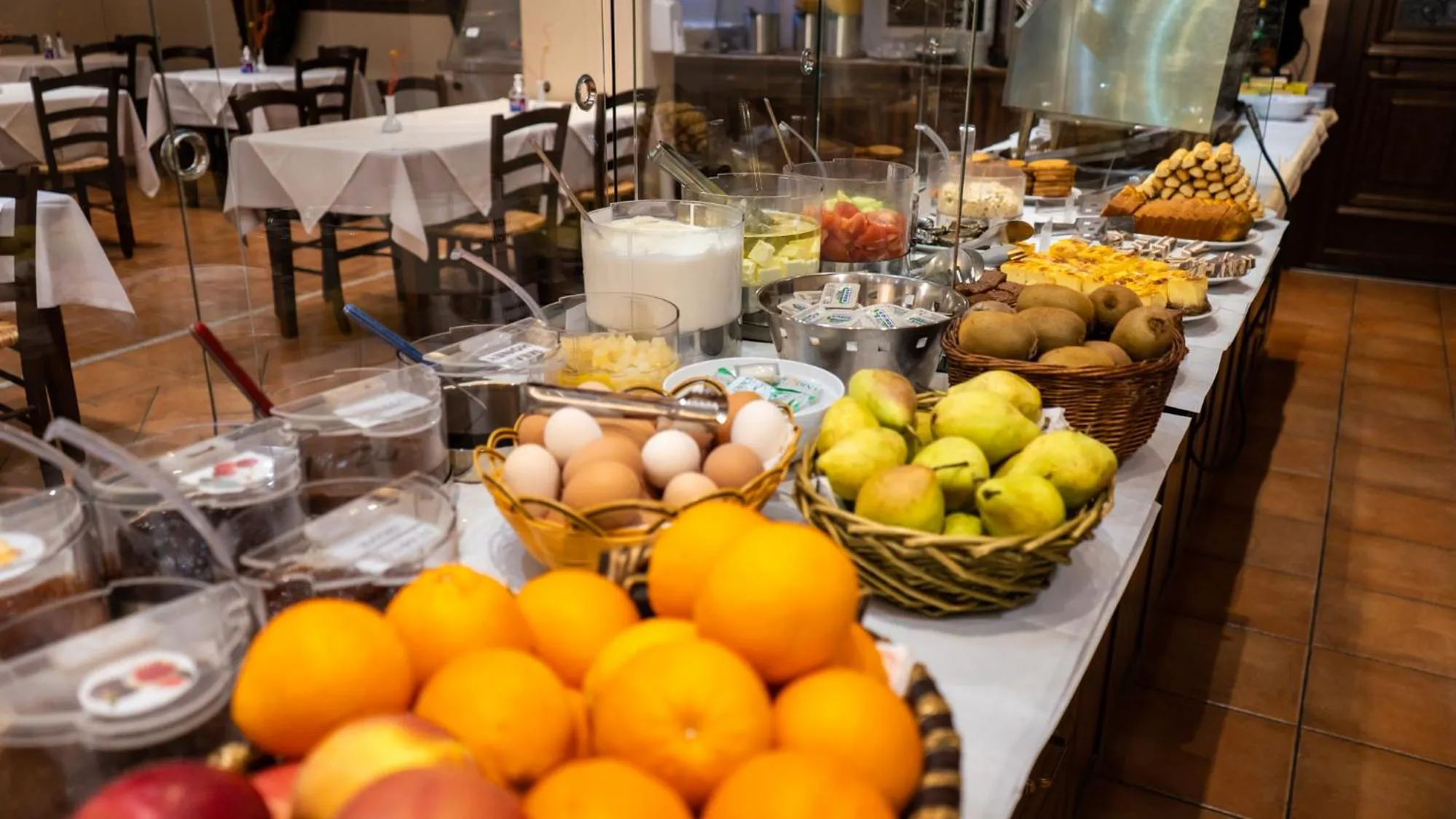 Breakfast in Dellas Boutique Hotel