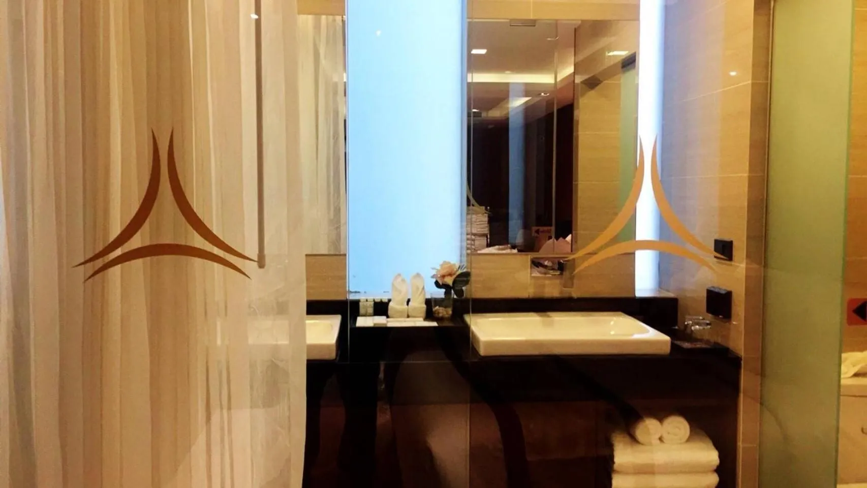 Shower in Syama Suite Sukhumvit 20