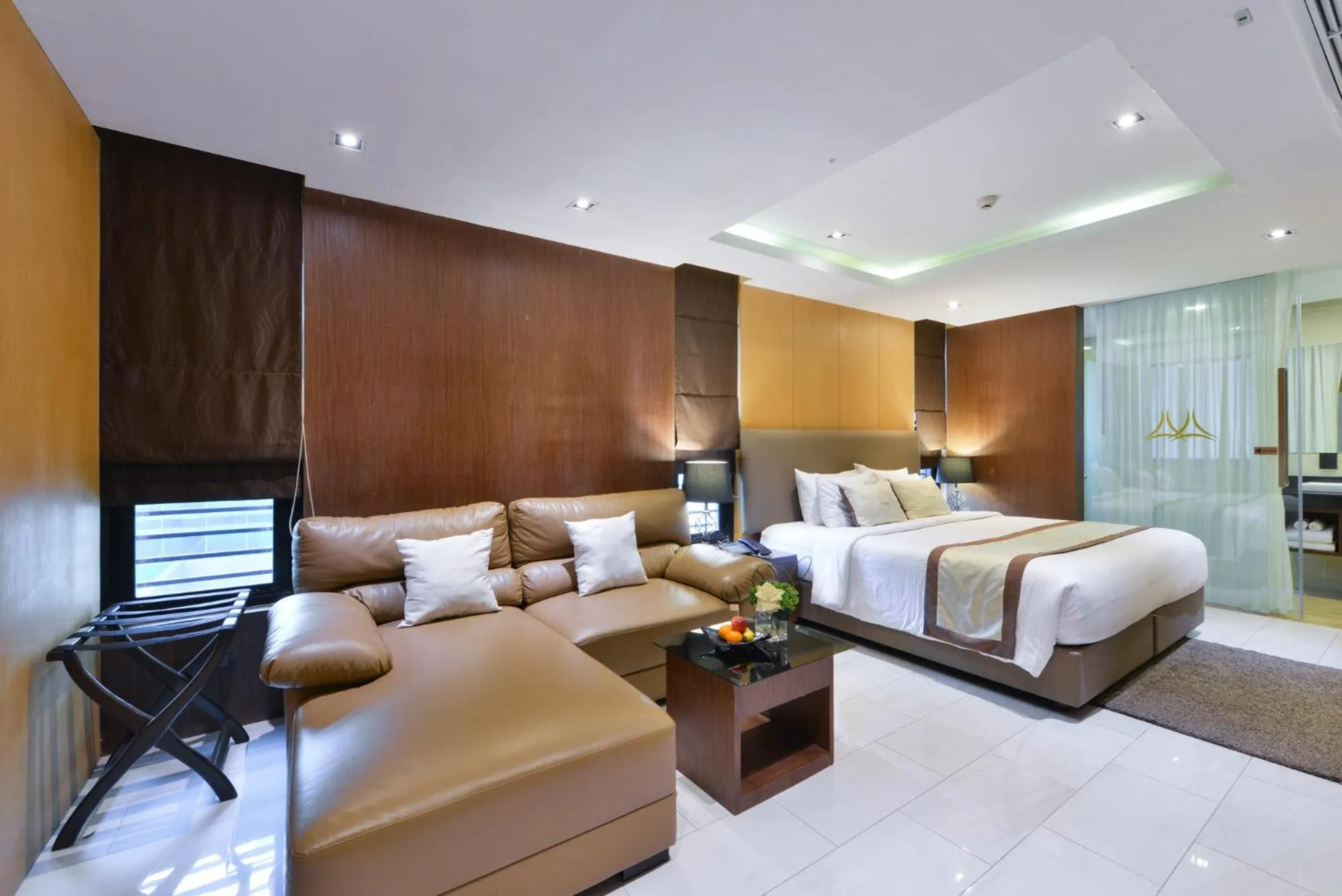 TV and multimedia, Bed in Syama Suite Sukhumvit 20
