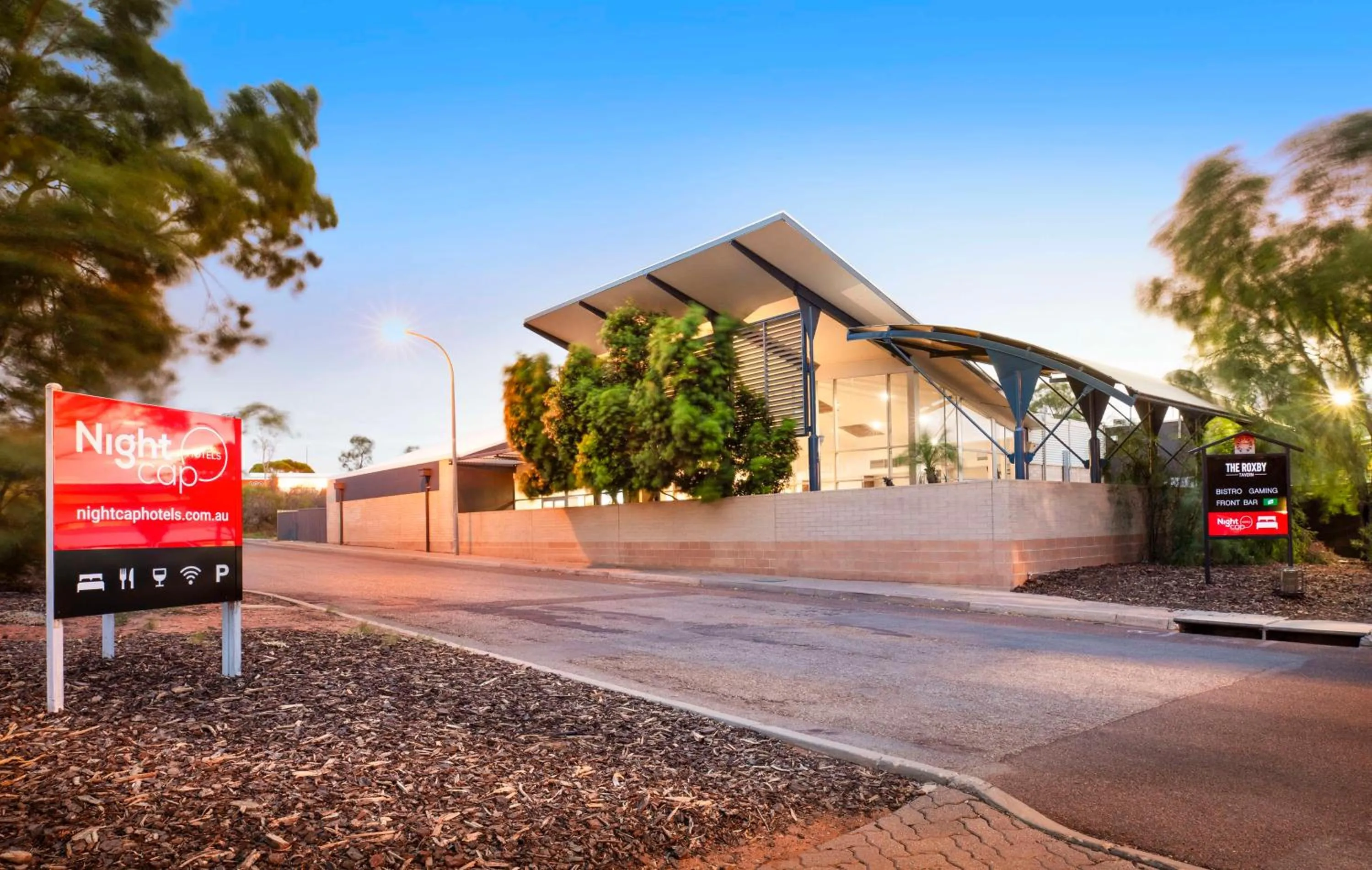 Property building in Roxby Downs Motor Inn