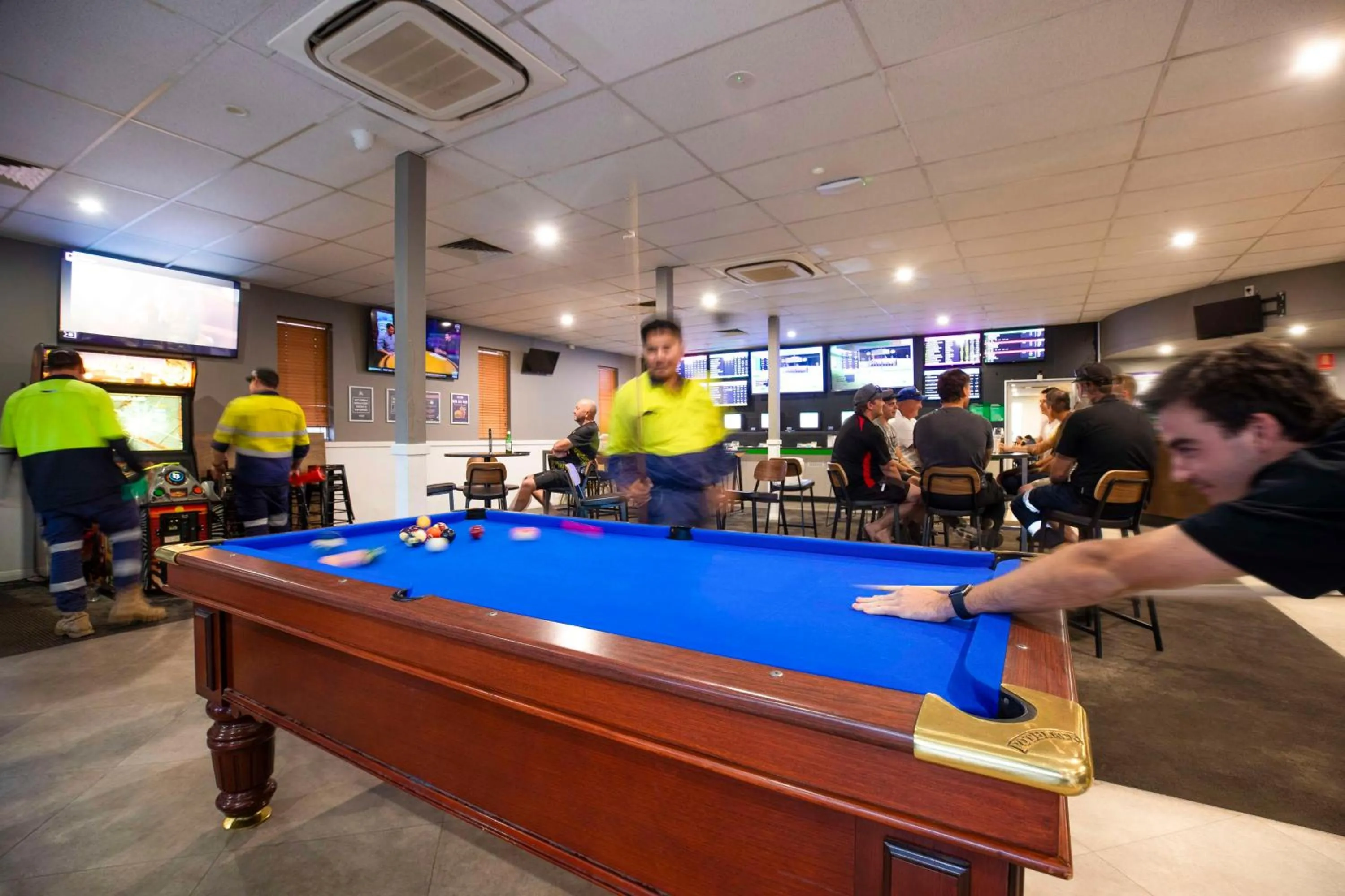 Lounge or bar in Nightcap at Roxby Downs