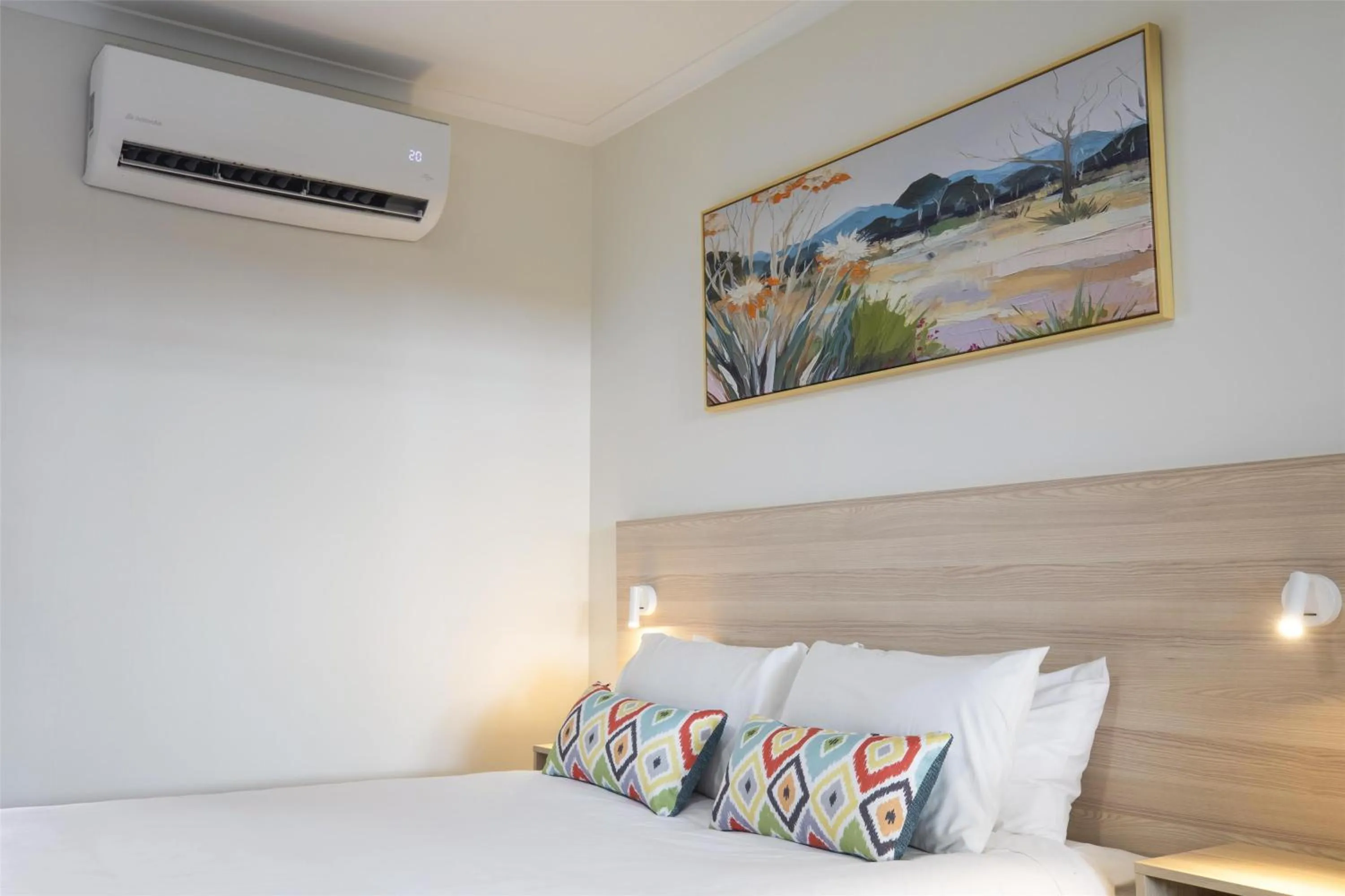 Bedroom, Bed in Nightcap at Roxby Downs