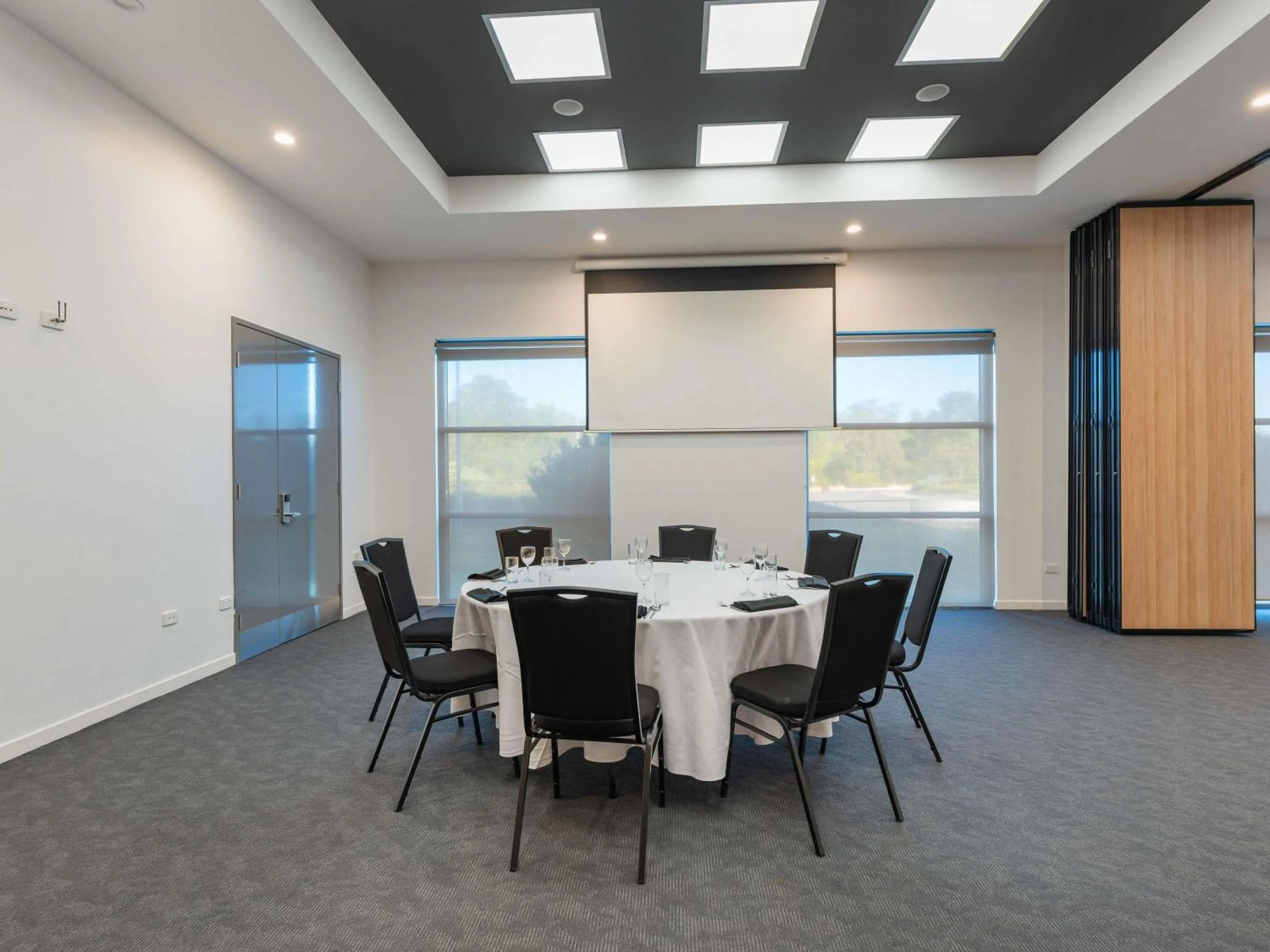 Meeting/conference room in Mercure Newcastle Airport