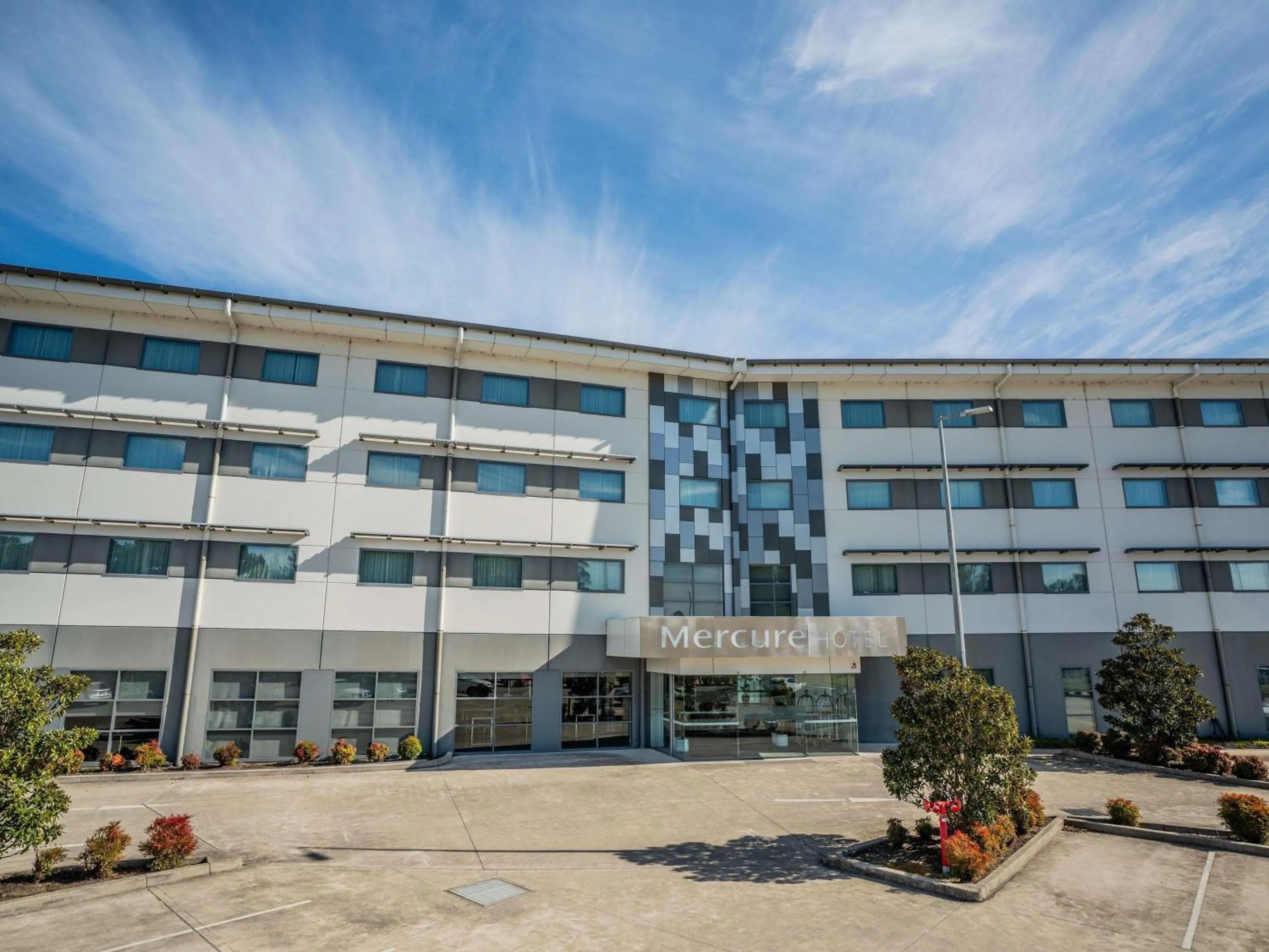 Property building in Mercure Newcastle Airport