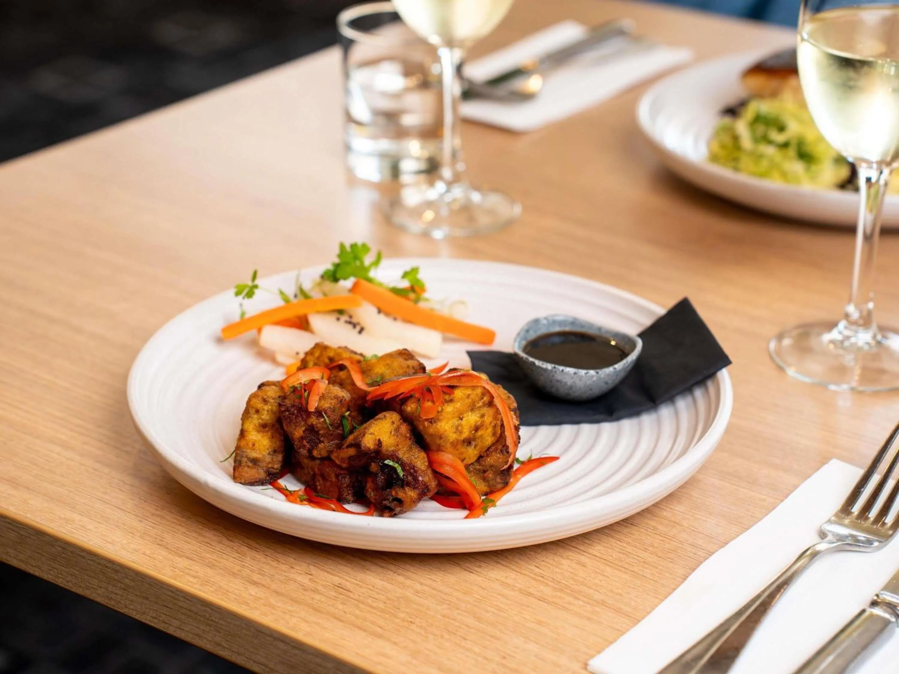 Restaurant/places to eat in Mercure Newcastle Airport