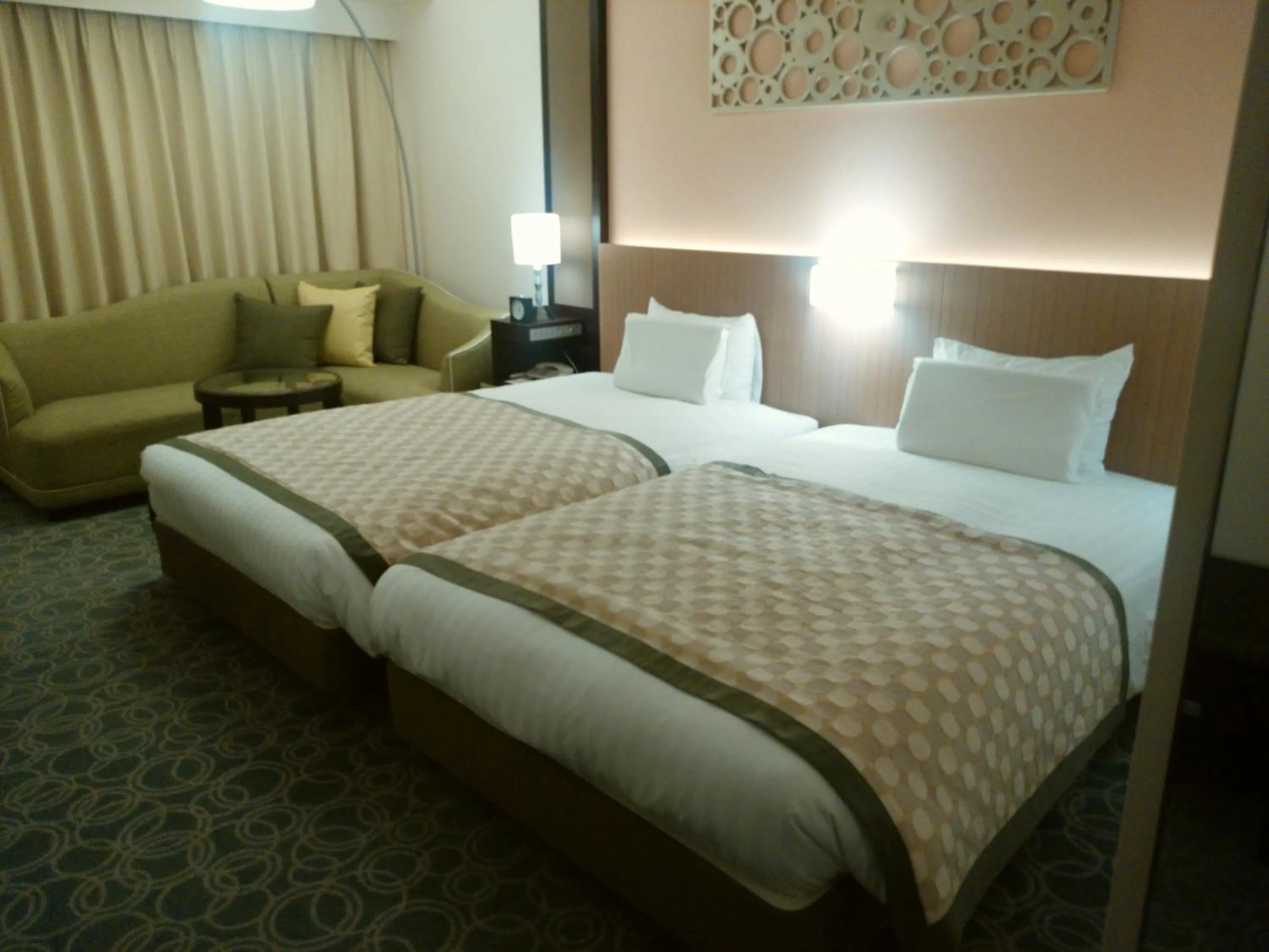 Bed in JR Hotel Clement Tokushima