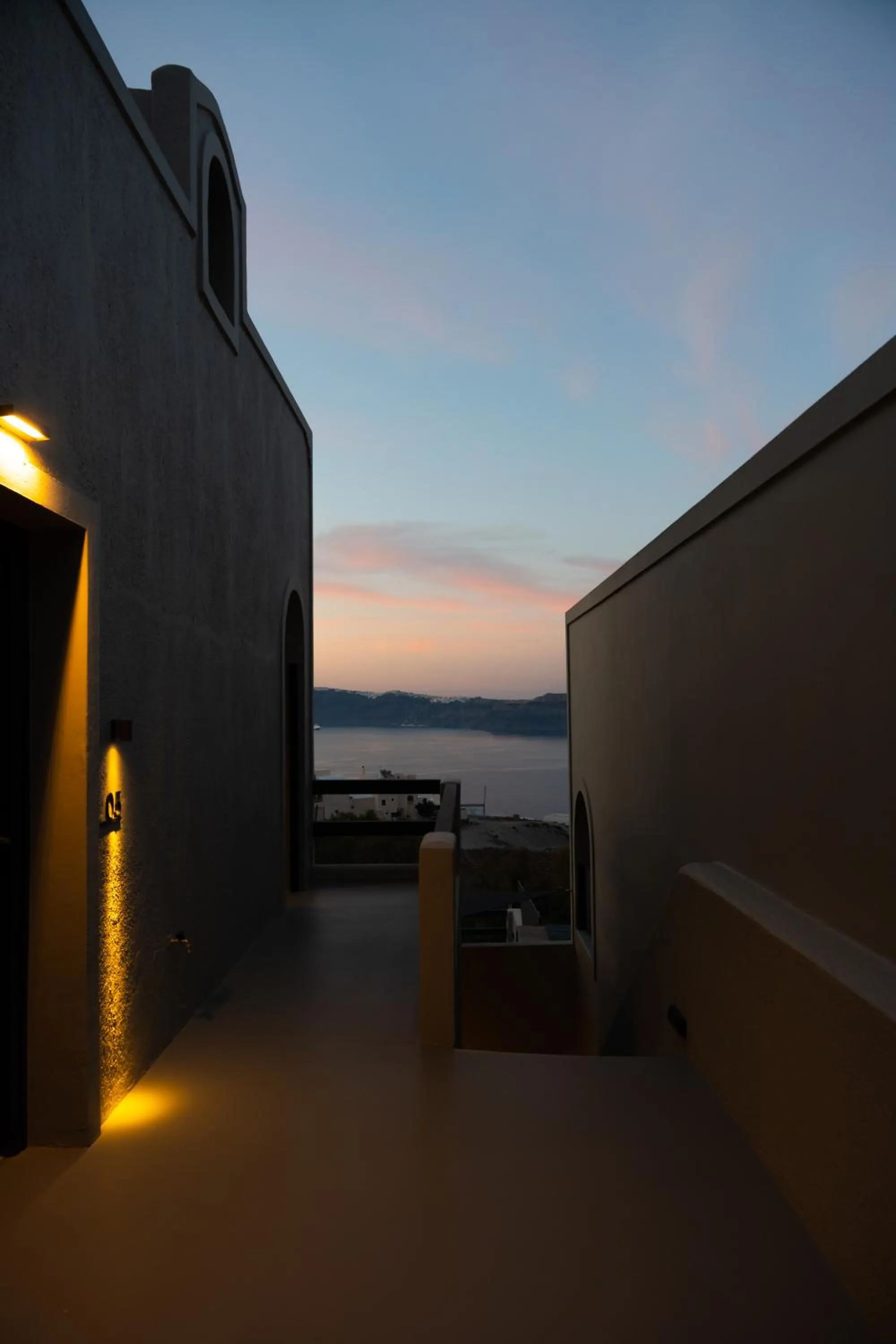 Natural landscape in Black Diamond Suites