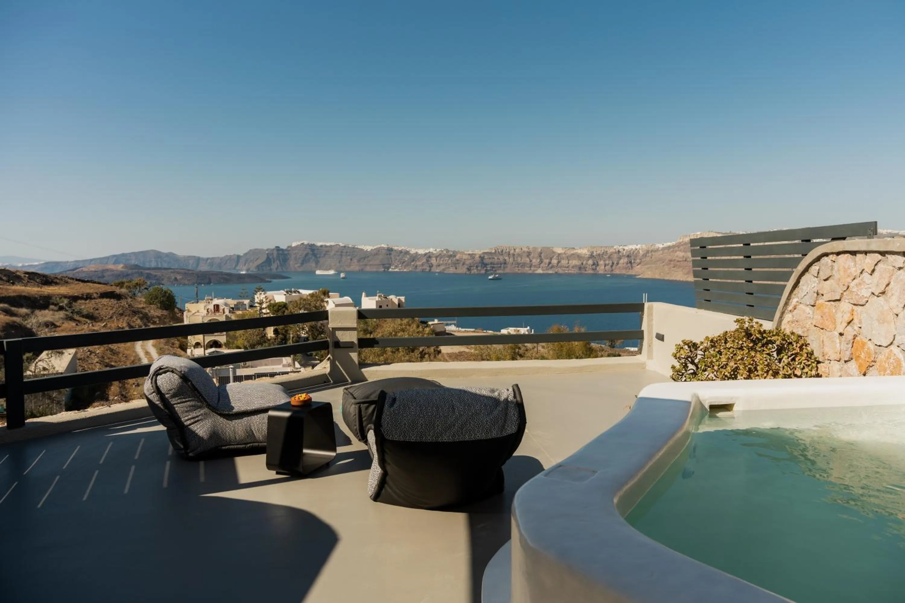 Patio in Black Diamond Suites