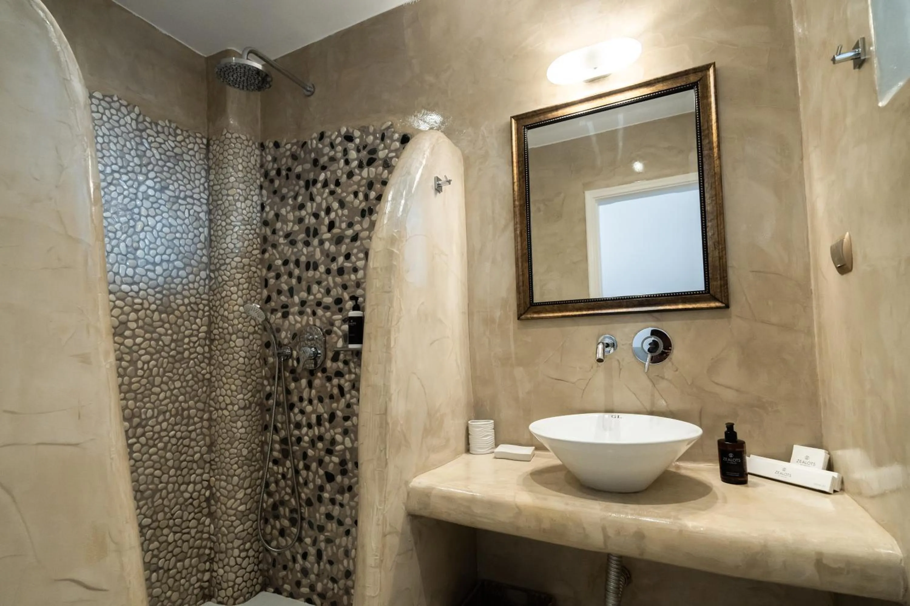 Shower in Black Diamond Suites