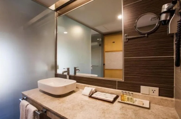 Bathroom in Gyeongwonjae By Walkerhill