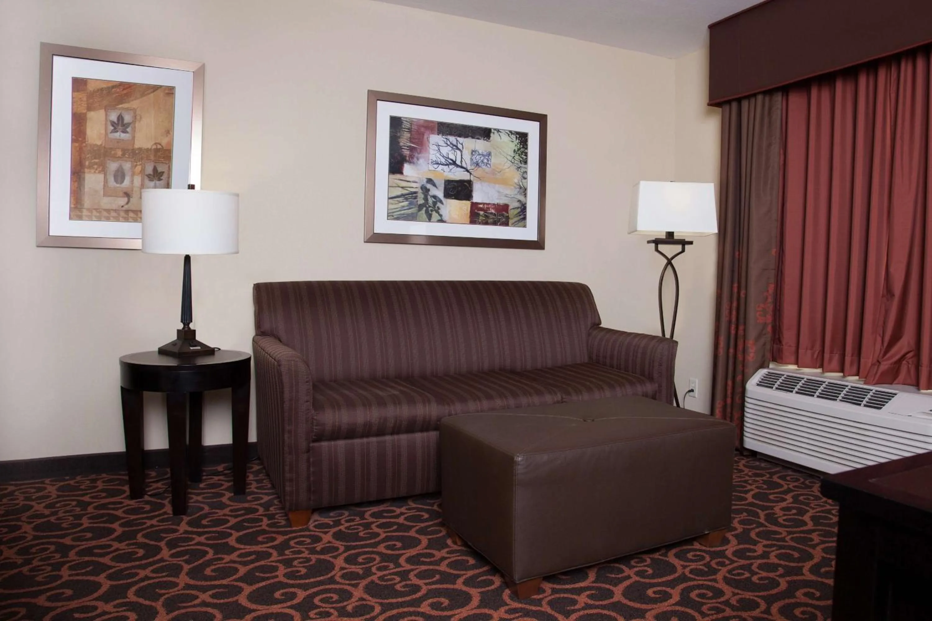 Living room in Hampton Inn & Suites Dickinson ND