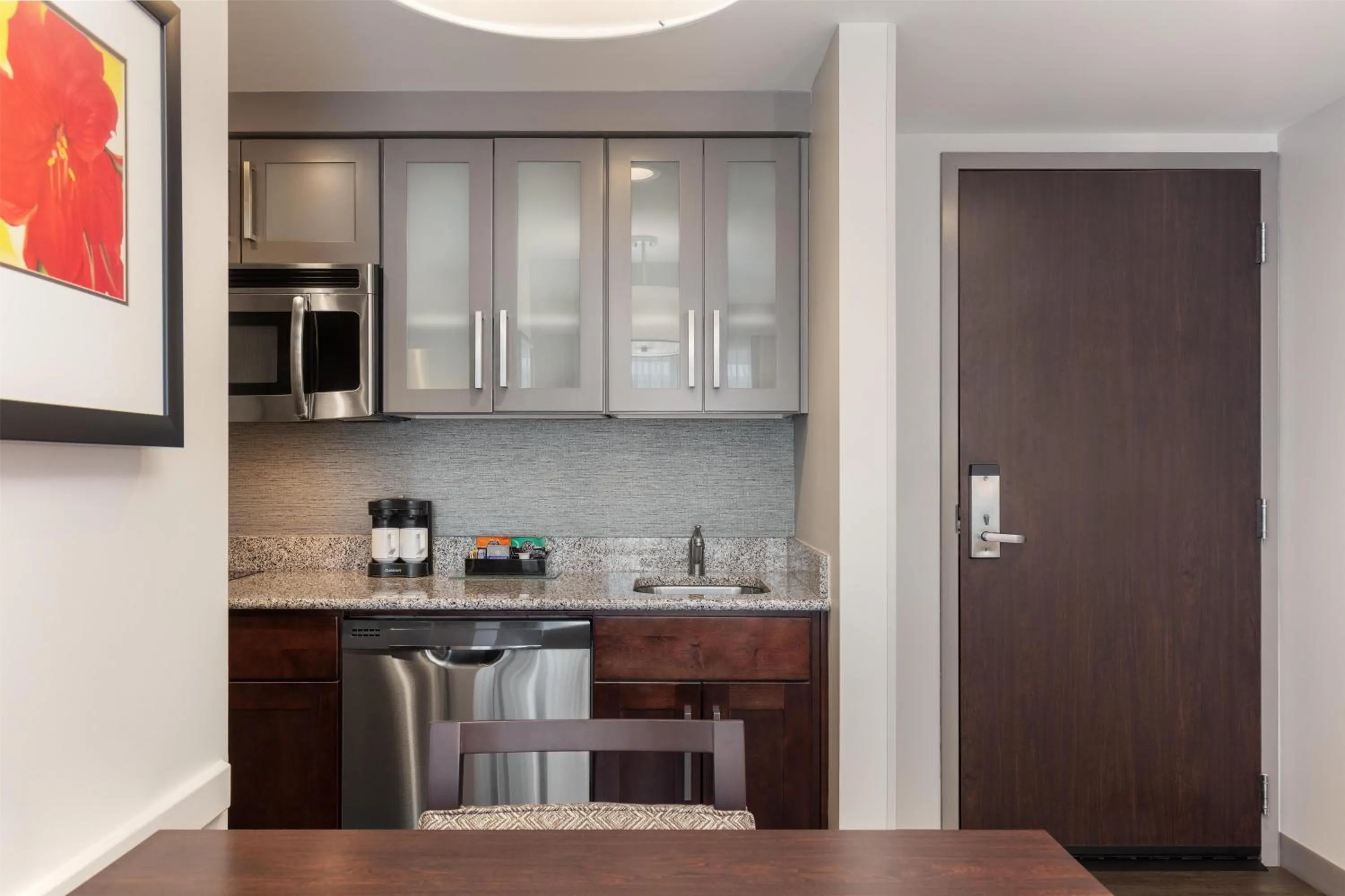 Kitchen or kitchenette in Homewood Suites TechRidge Parmer @ I-35