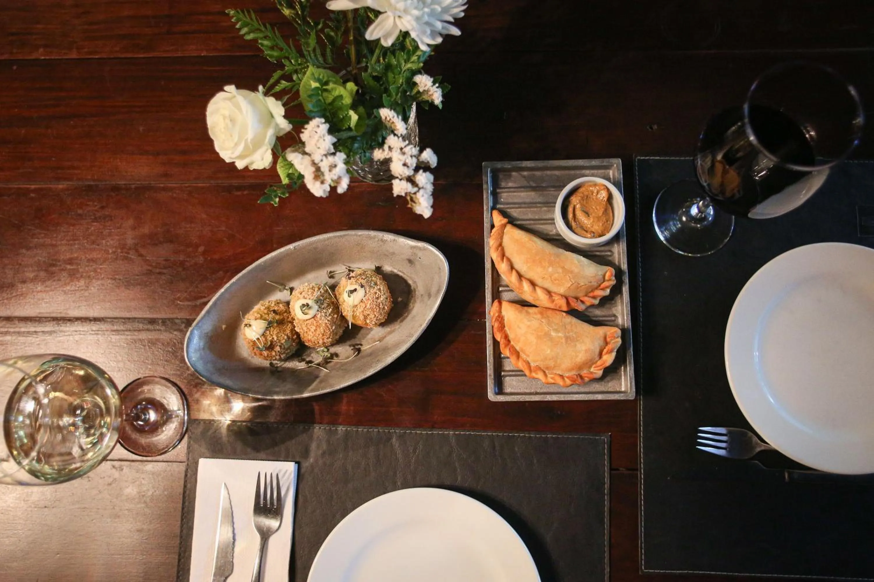 Restaurant/places to eat in Anselmo Buenos Aires, Curio Collection by Hilton