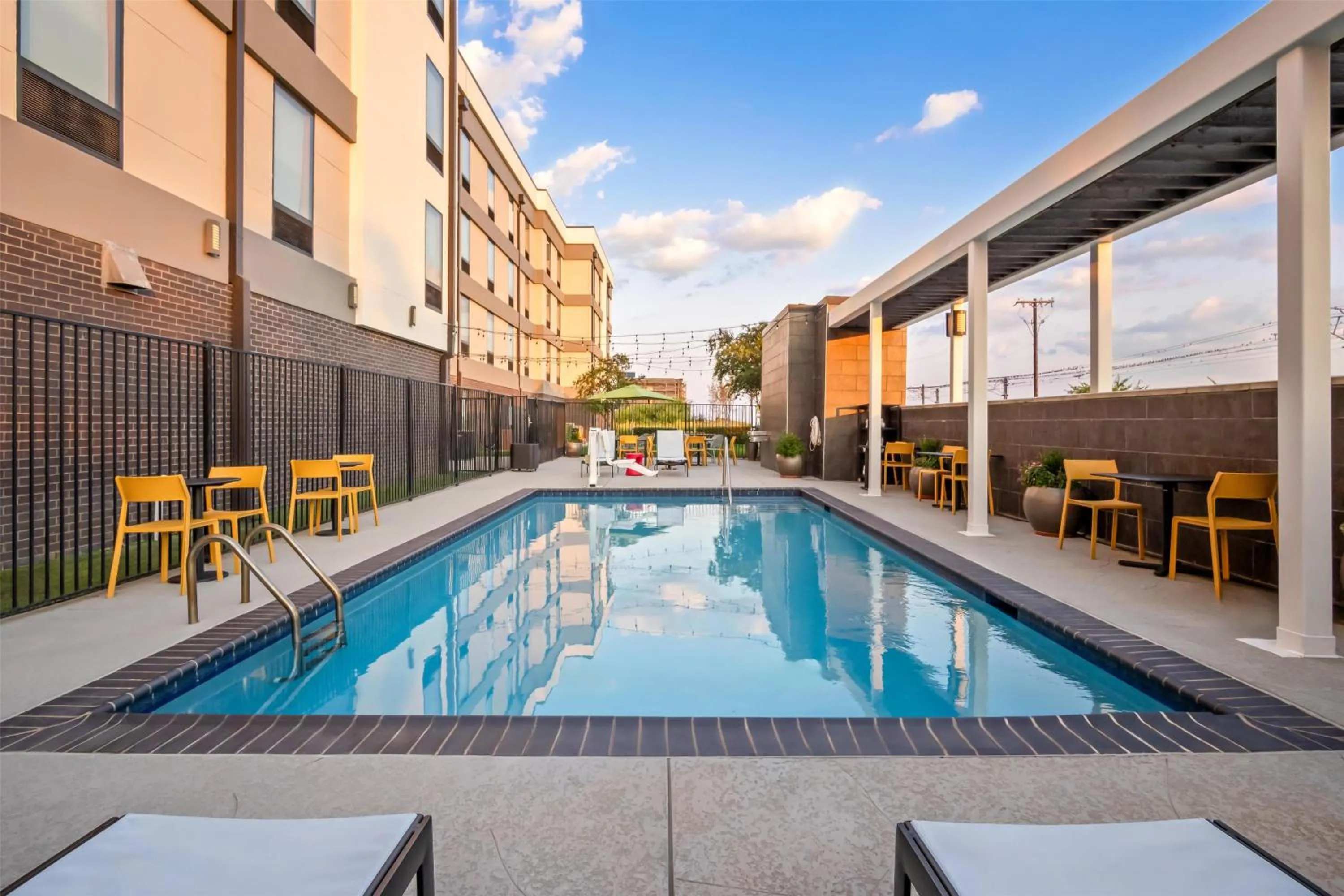 Pool view in Home2 Suites by Hilton Irving/DFW Airport North